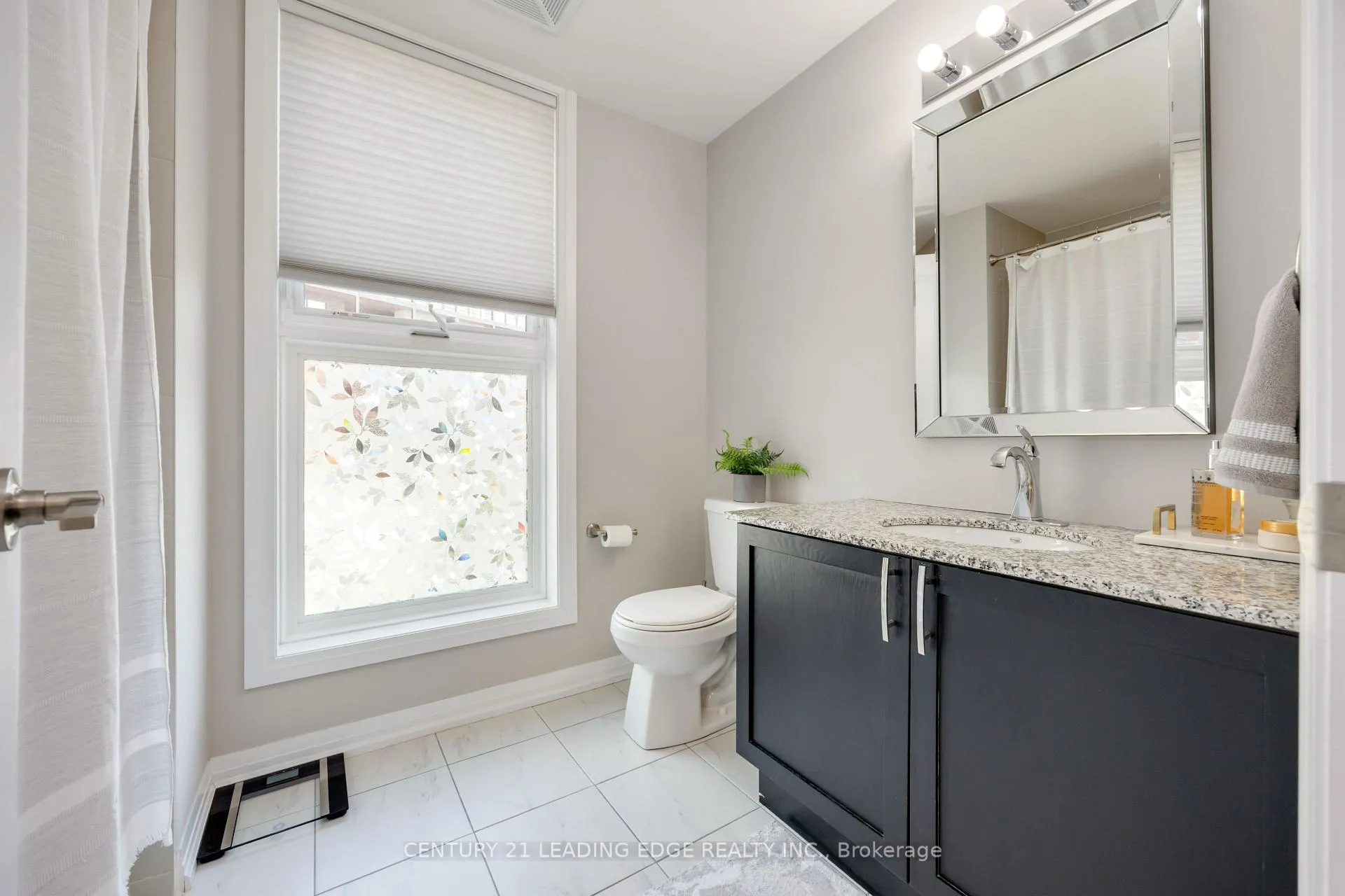 Photo 29 of Unit 209, 300 Essa Rd, Barrie, 400 West — HOMEH