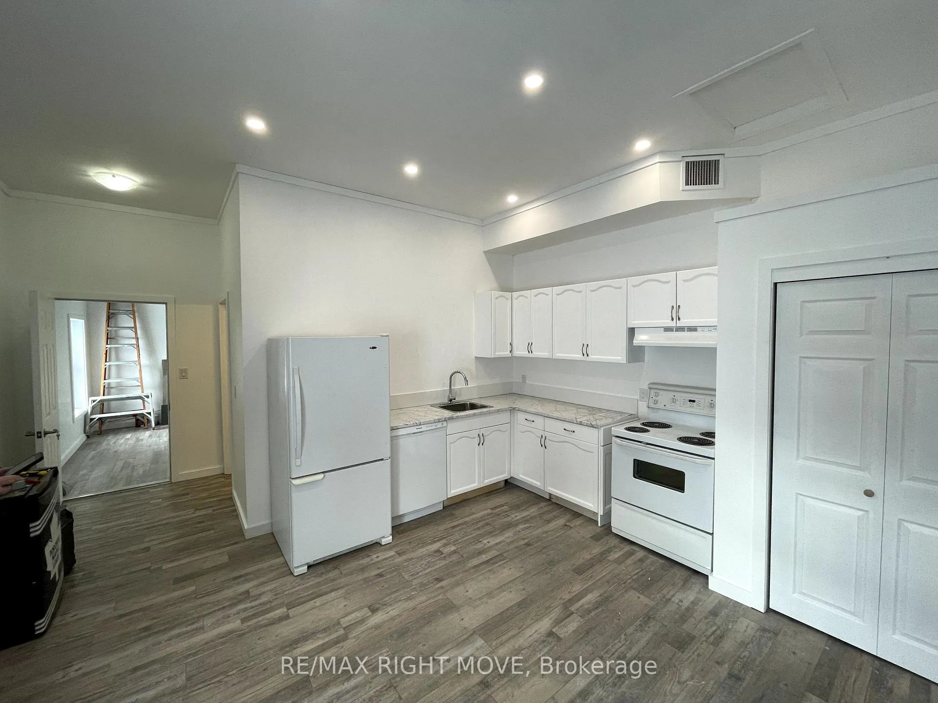 Photo 7 of Unit 11A, 4337 Burnside Line, Severn, Rural Severn — HOMEH
