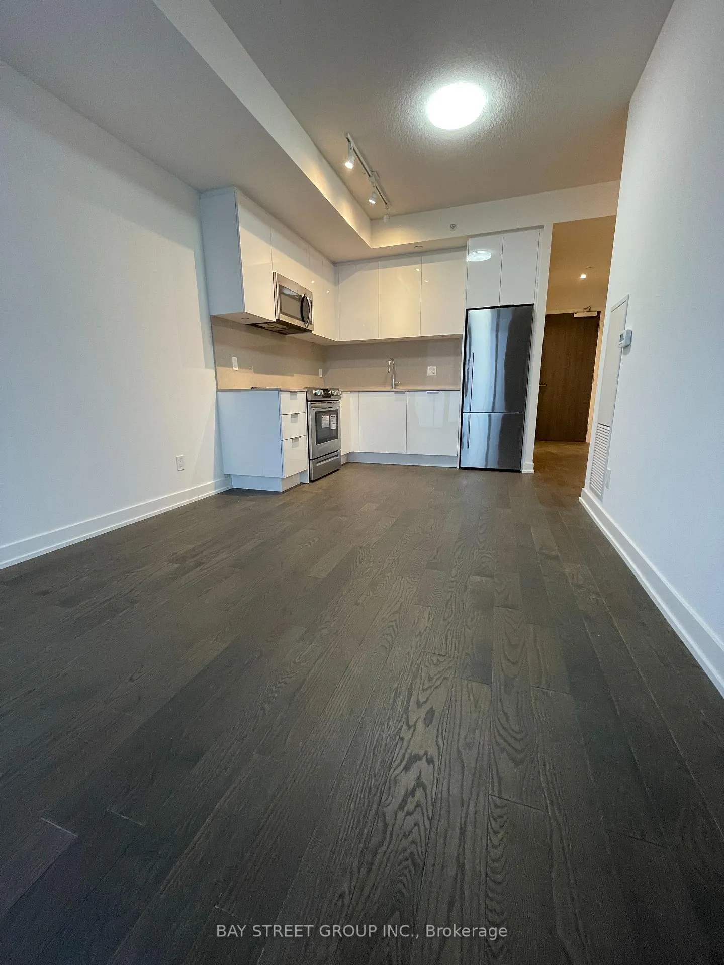 Photo 4 of Unit 3315, 25 Richmond Street E, Toronto, Church-Yonge Corridor — HOMEH