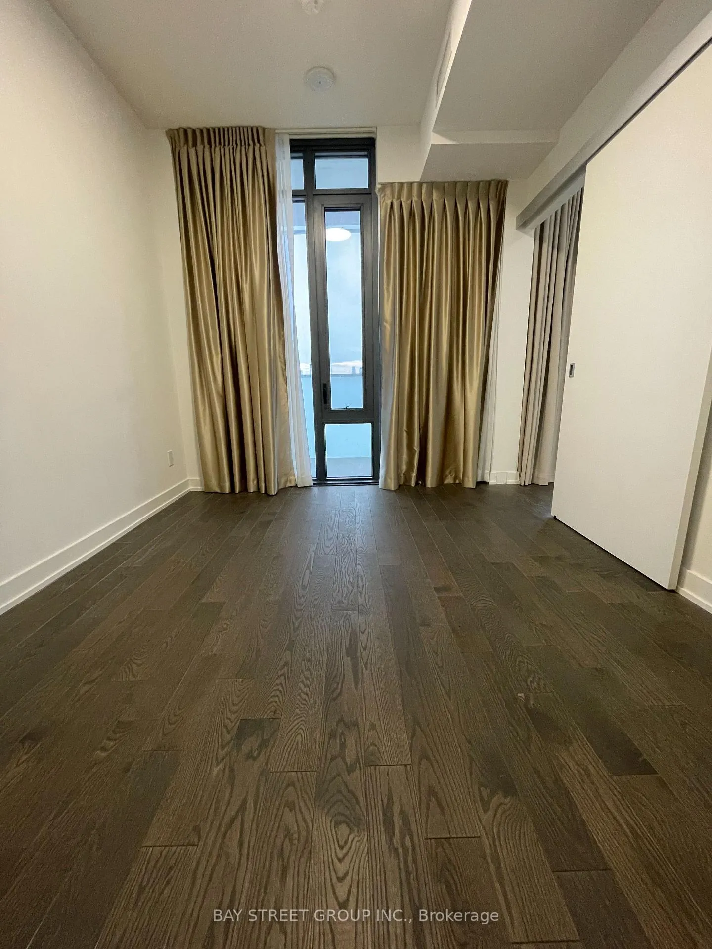 Photo 7 of Unit 3315, 25 Richmond Street E, Toronto, Church-Yonge Corridor — HOMEH