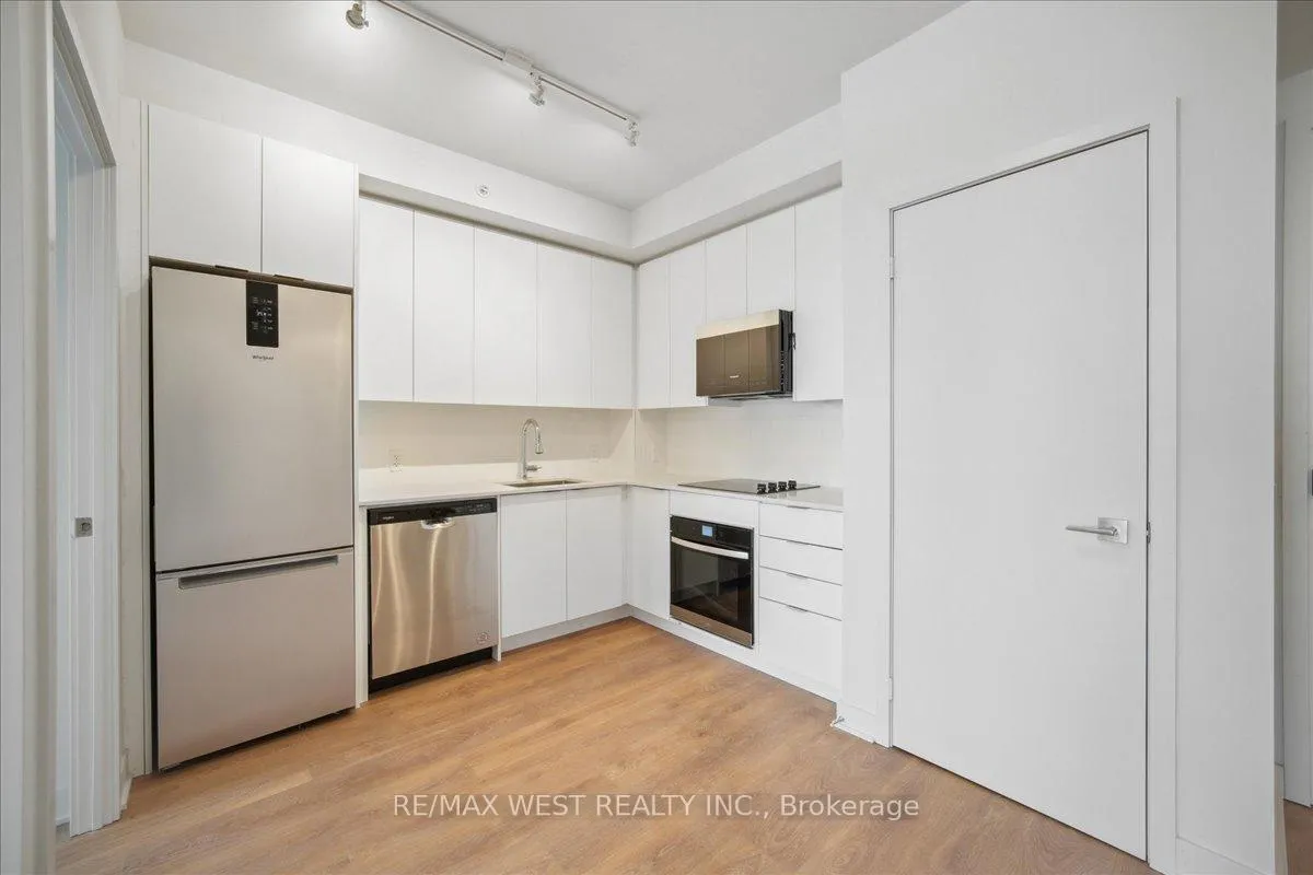 Photo 2 of Unit 2401, 2920 Highway 7, Vaughan, Vaughan Corporate Centre — HOMEH