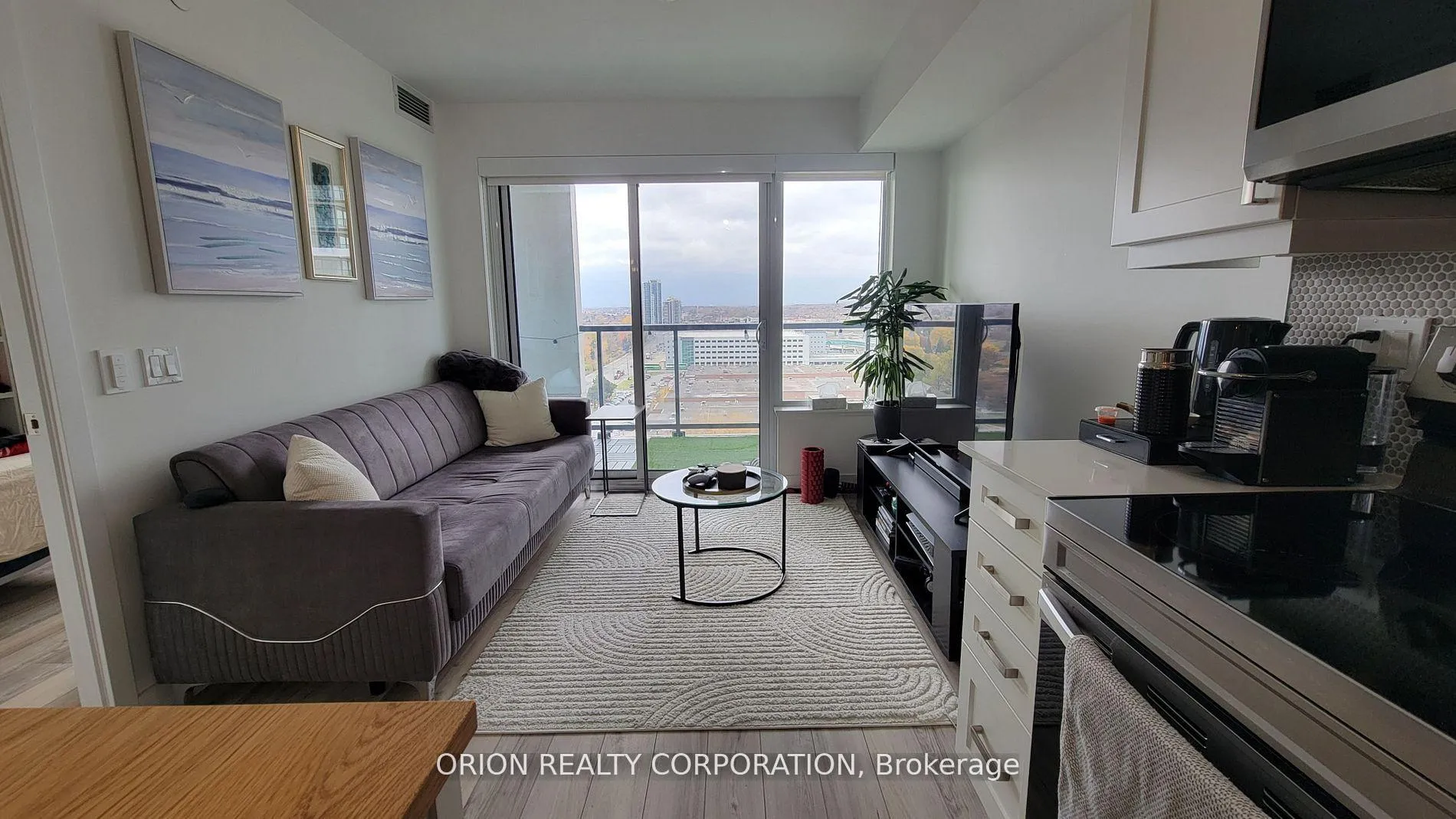 Front of Unit 1404, 1480 Bayly Street