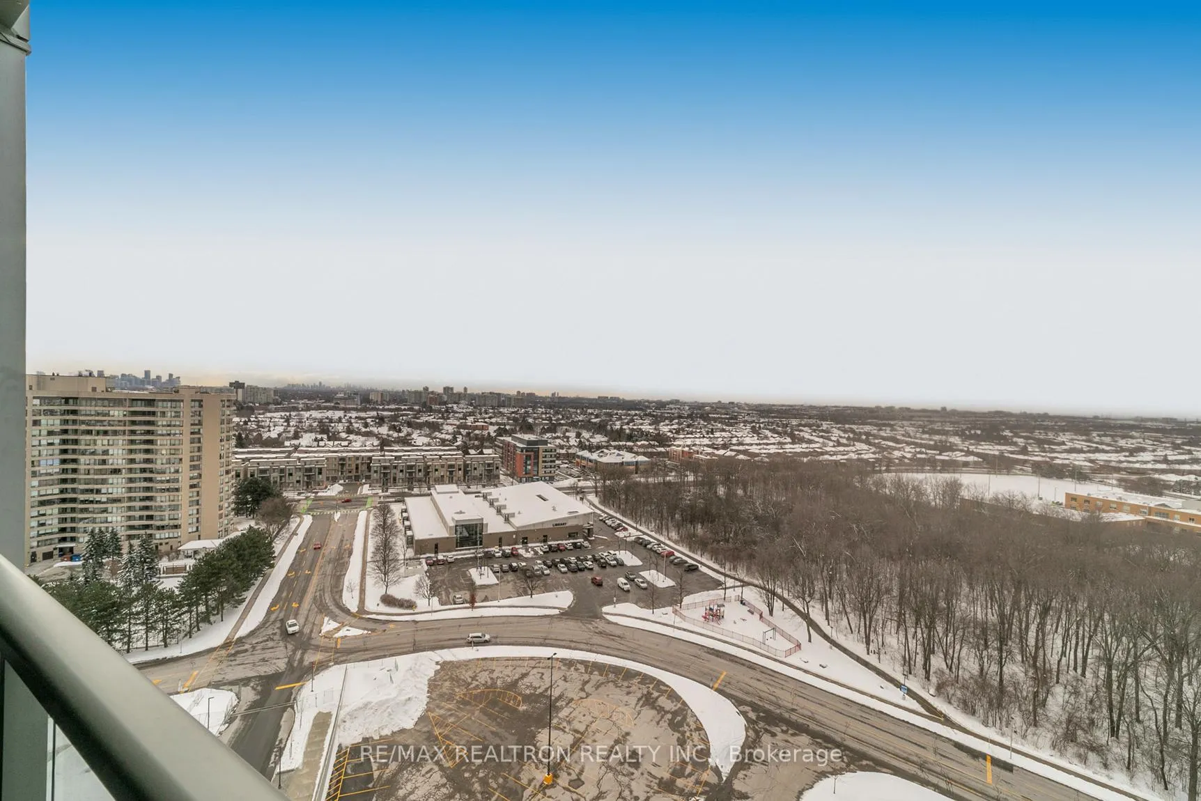 Photo 22 of Unit 1503, 30 Upper Mall Drive S, Vaughan, Brownridge — HOMEH