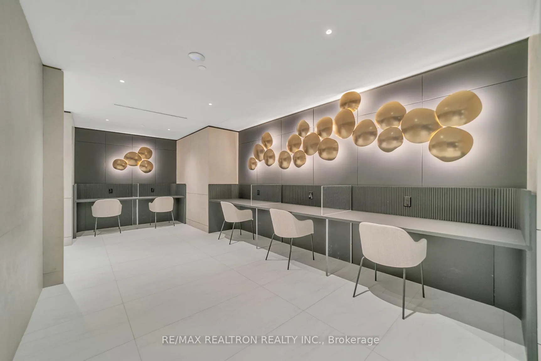 Photo 28 of Unit 1503, 30 Upper Mall Drive S, Vaughan, Brownridge — HOMEH