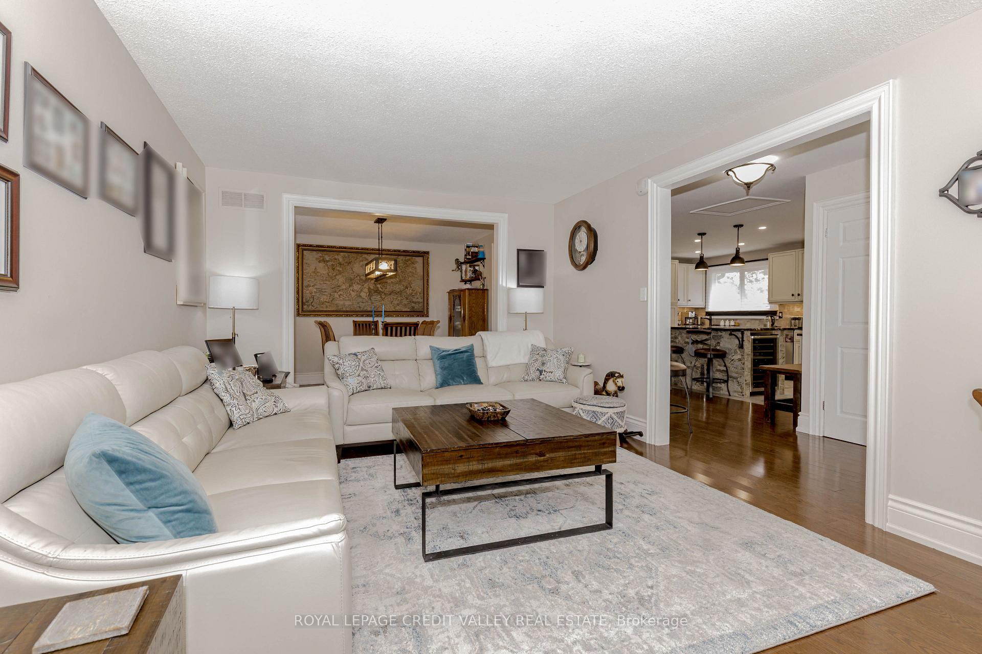 Photo 17 of 119 Connaught Crescent, Caledon, Bolton West — HOMEH