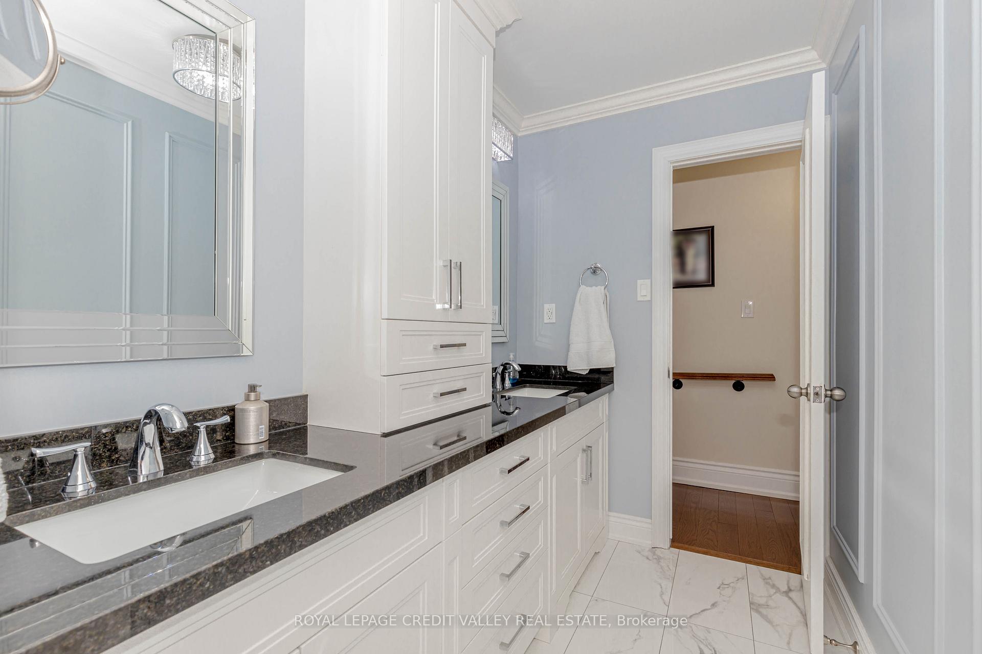 Photo 24 of 119 Connaught Crescent, Caledon, Bolton West — HOMEH