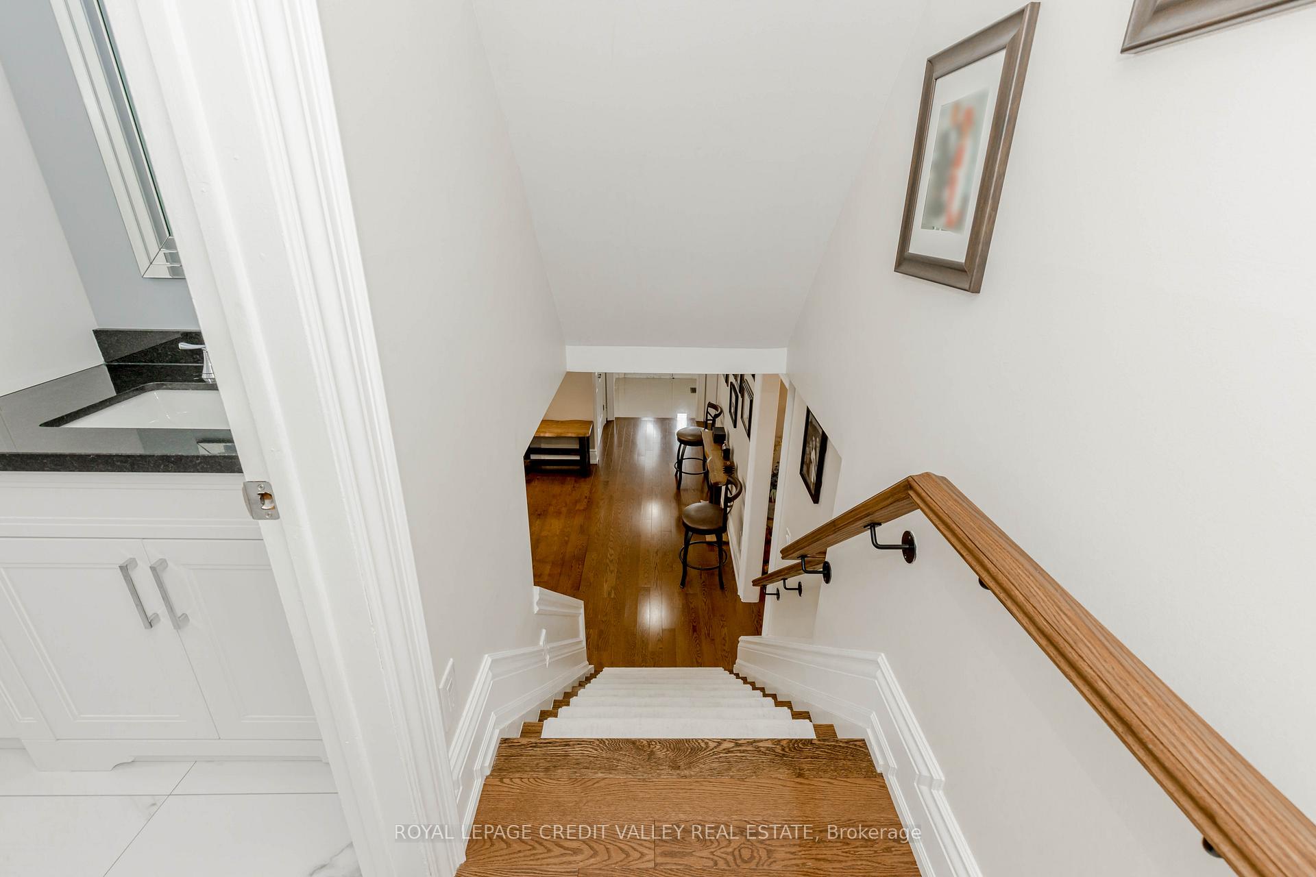 Photo 34 of 119 Connaught Crescent, Caledon, Bolton West — HOMEH