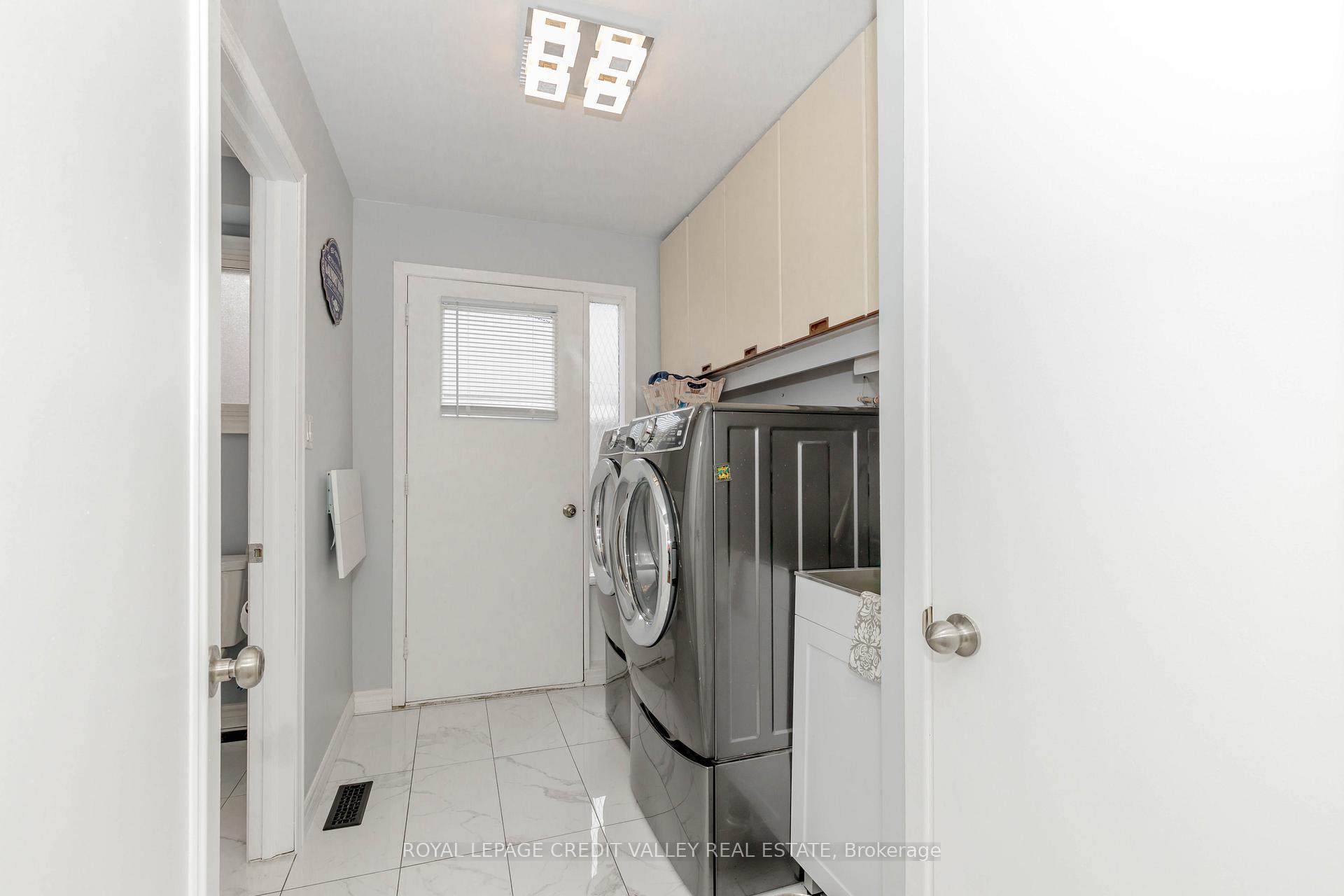 Photo 35 of 119 Connaught Crescent, Caledon, Bolton West — HOMEH