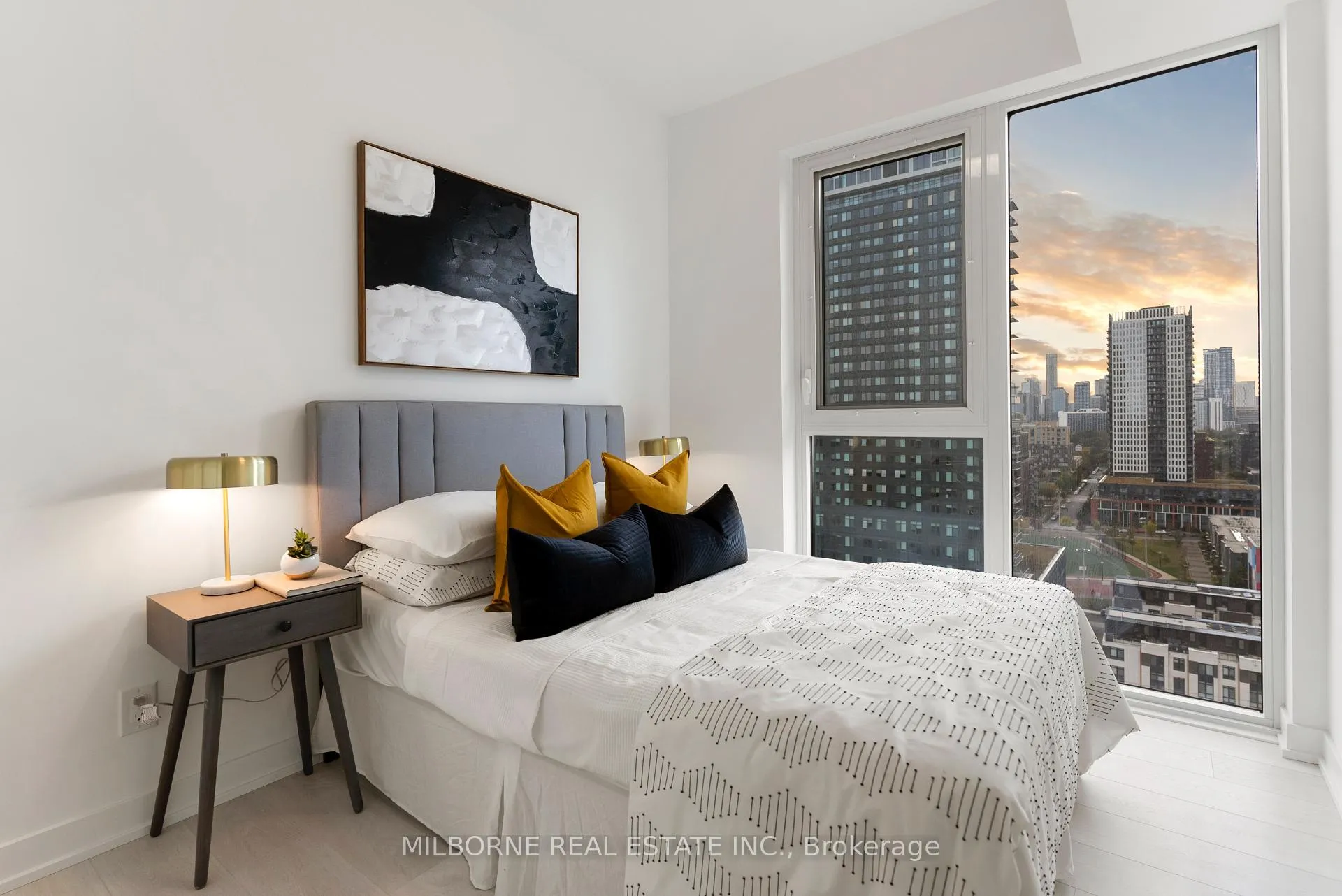 Photo 9 of Unit 1805, 5 Defries Street, Toronto, Regent Park — HOMEH