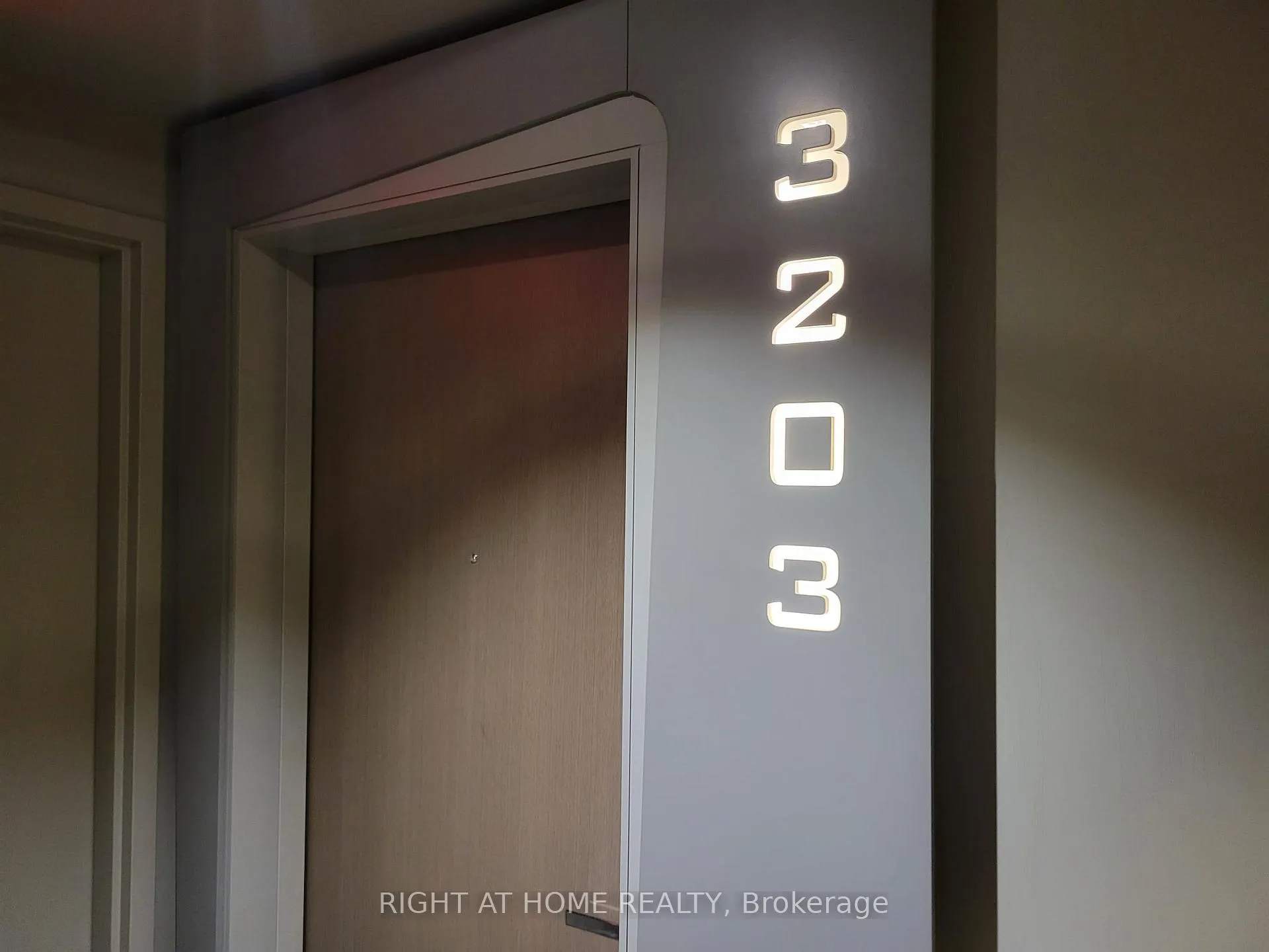 Photo 1 of Unit 3203, 1 Bloor Street E, Toronto, Church-Yonge Corridor — HOMEH