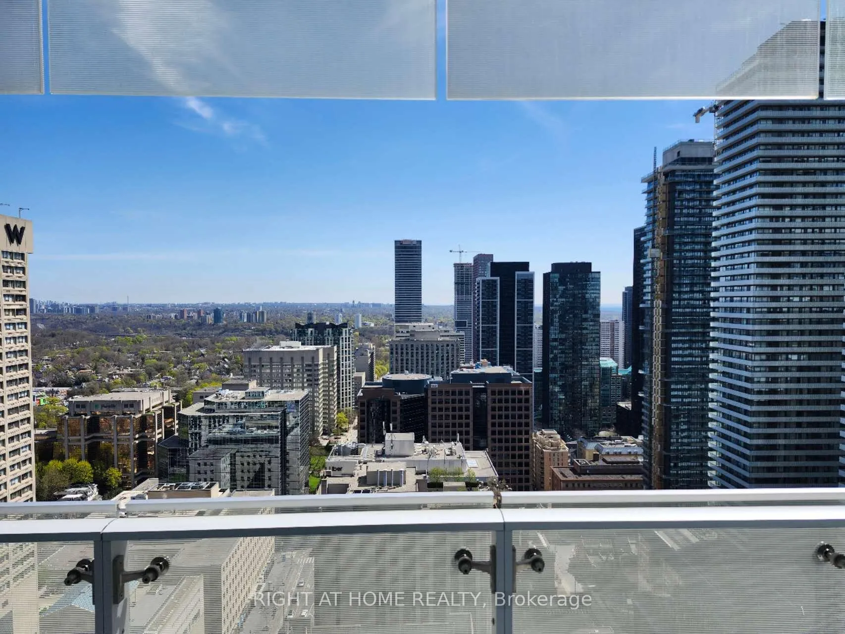 Photo 8 of Unit 3203, 1 Bloor Street E, Toronto, Church-Yonge Corridor — HOMEH