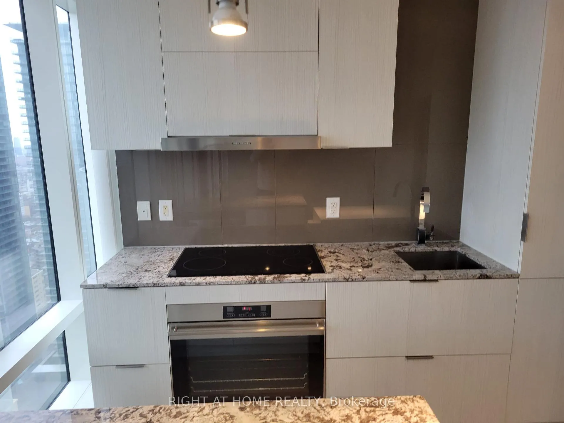 Photo 23 of Unit 3203, 1 Bloor Street E, Toronto, Church-Yonge Corridor — HOMEH