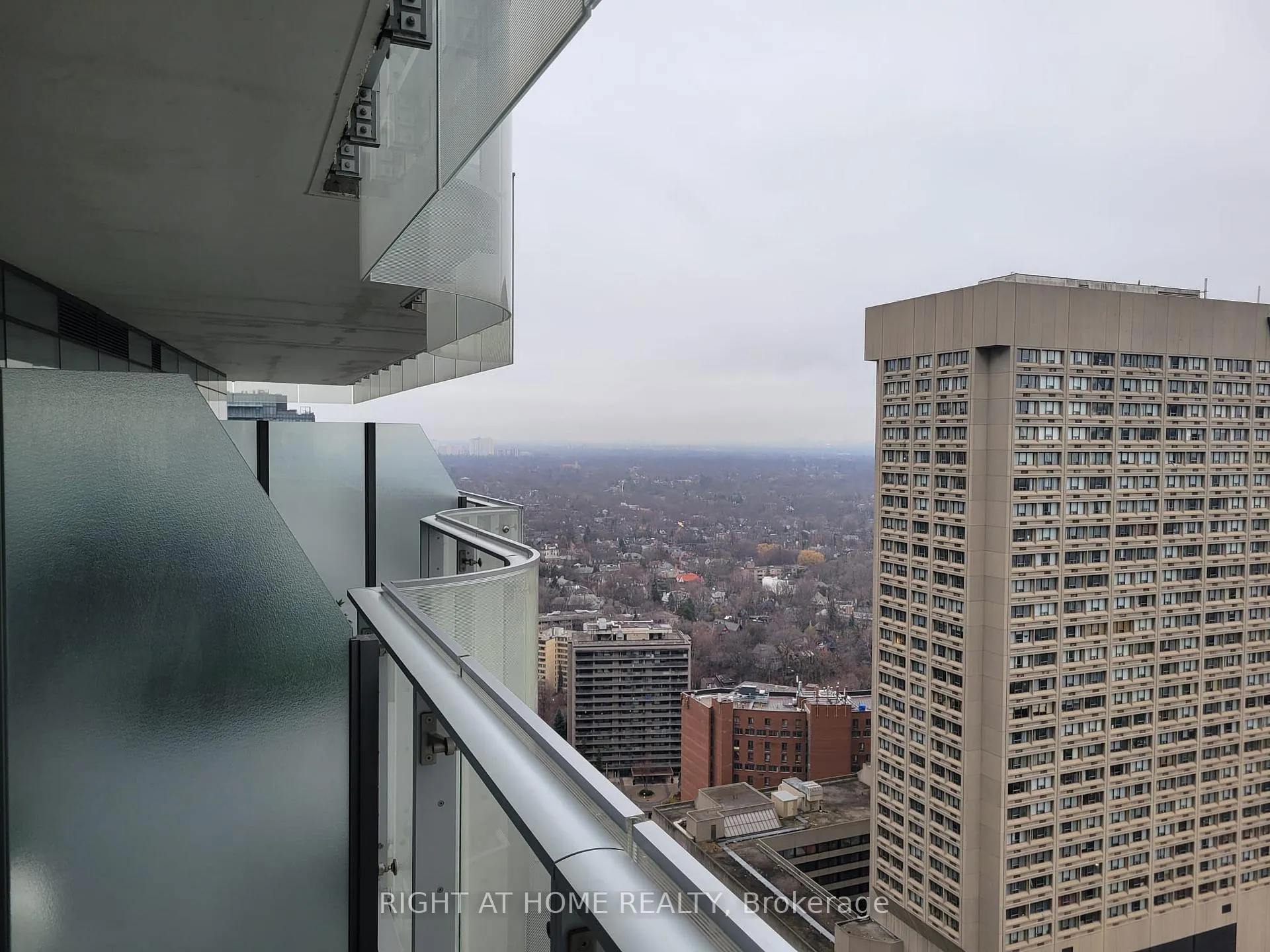 Photo 24 of Unit 3203, 1 Bloor Street E, Toronto, Church-Yonge Corridor — HOMEH