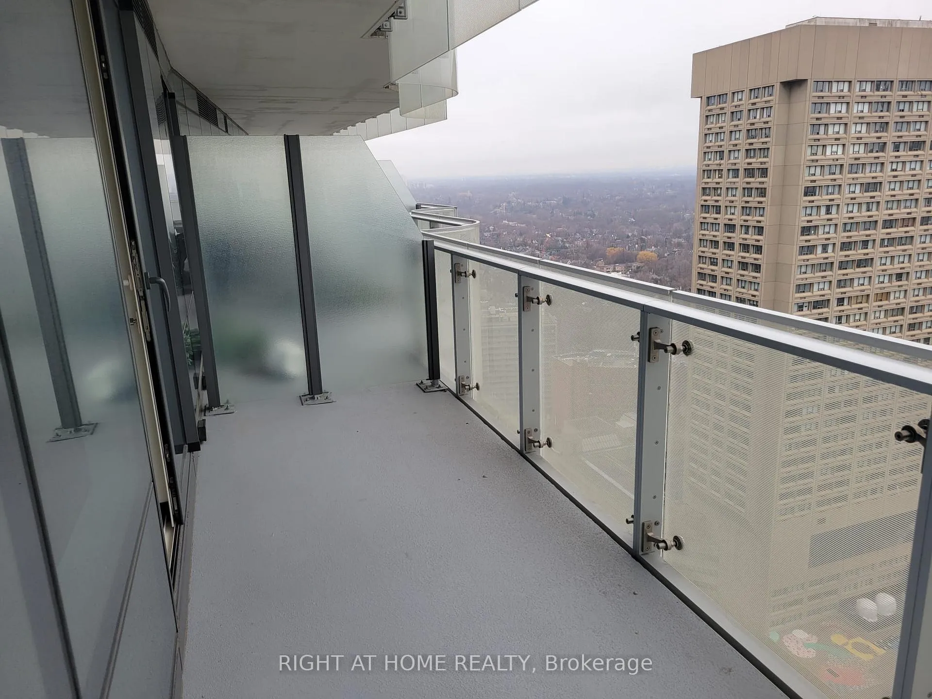 Photo 30 of Unit 3203, 1 Bloor Street E, Toronto, Church-Yonge Corridor — HOMEH