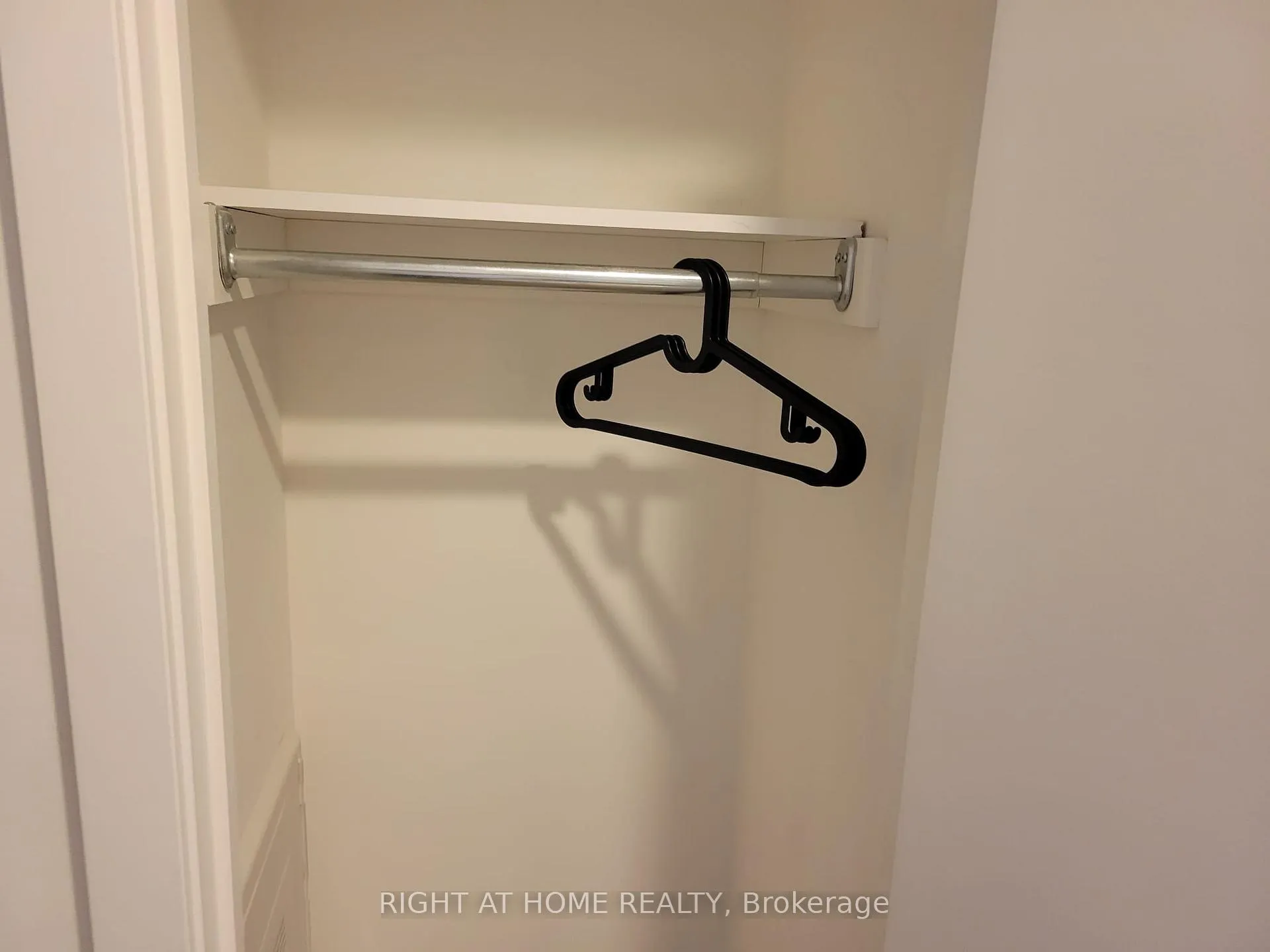 Photo 33 of Unit 3203, 1 Bloor Street E, Toronto, Church-Yonge Corridor — HOMEH