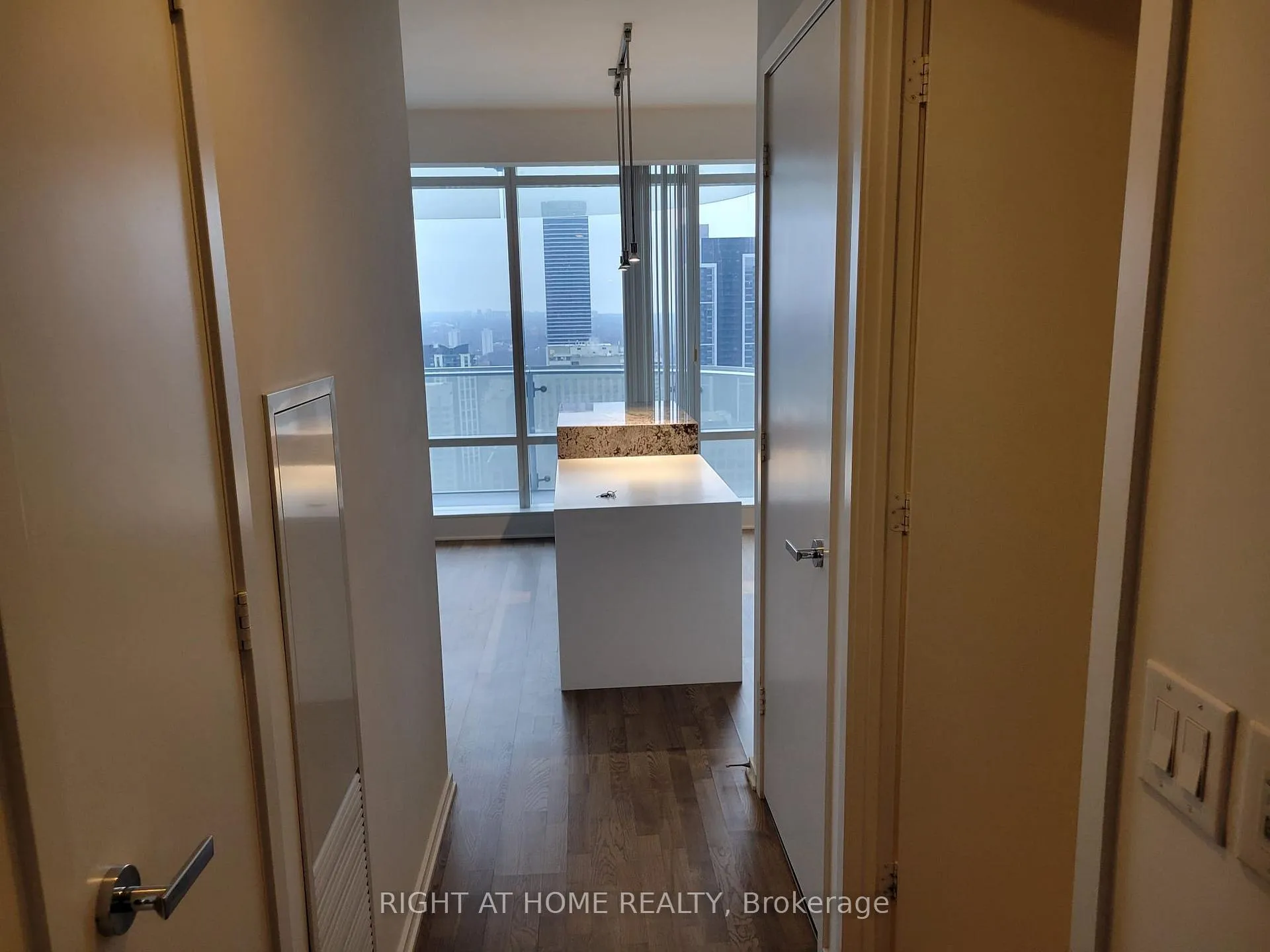 Photo 34 of Unit 3203, 1 Bloor Street E, Toronto, Church-Yonge Corridor — HOMEH
