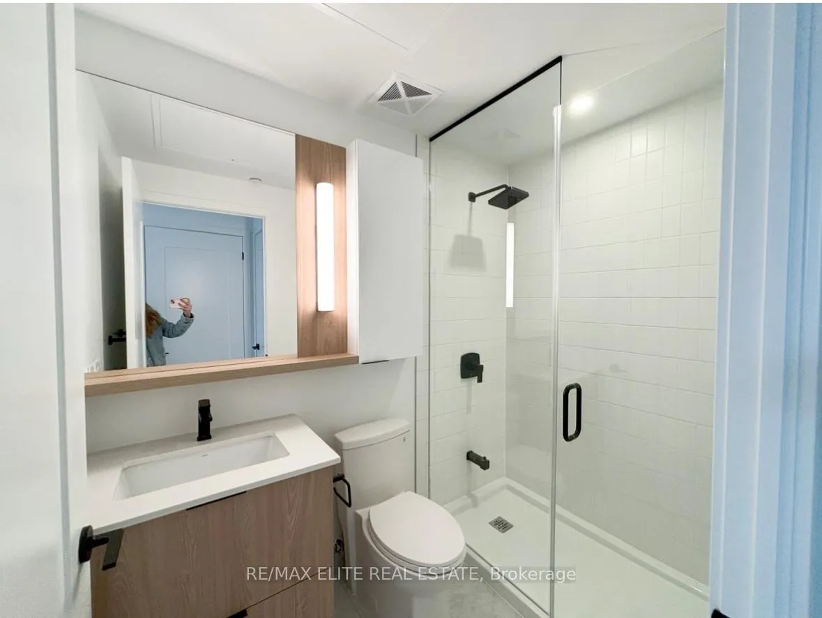 Photo 5 of Unit 920, 5 Defries Street, Toronto, Regent Park — HOMEH