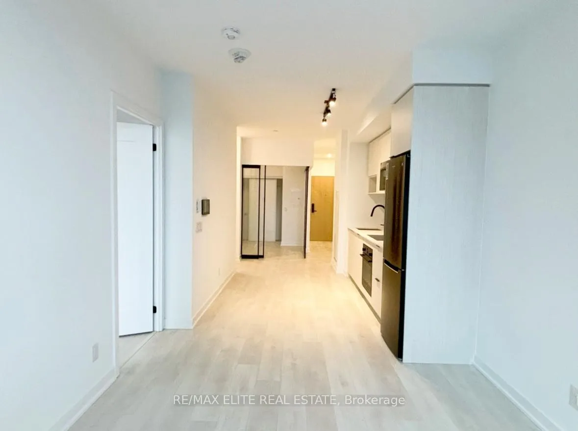 Photo 8 of Unit 920, 5 Defries Street, Toronto, Regent Park — HOMEH