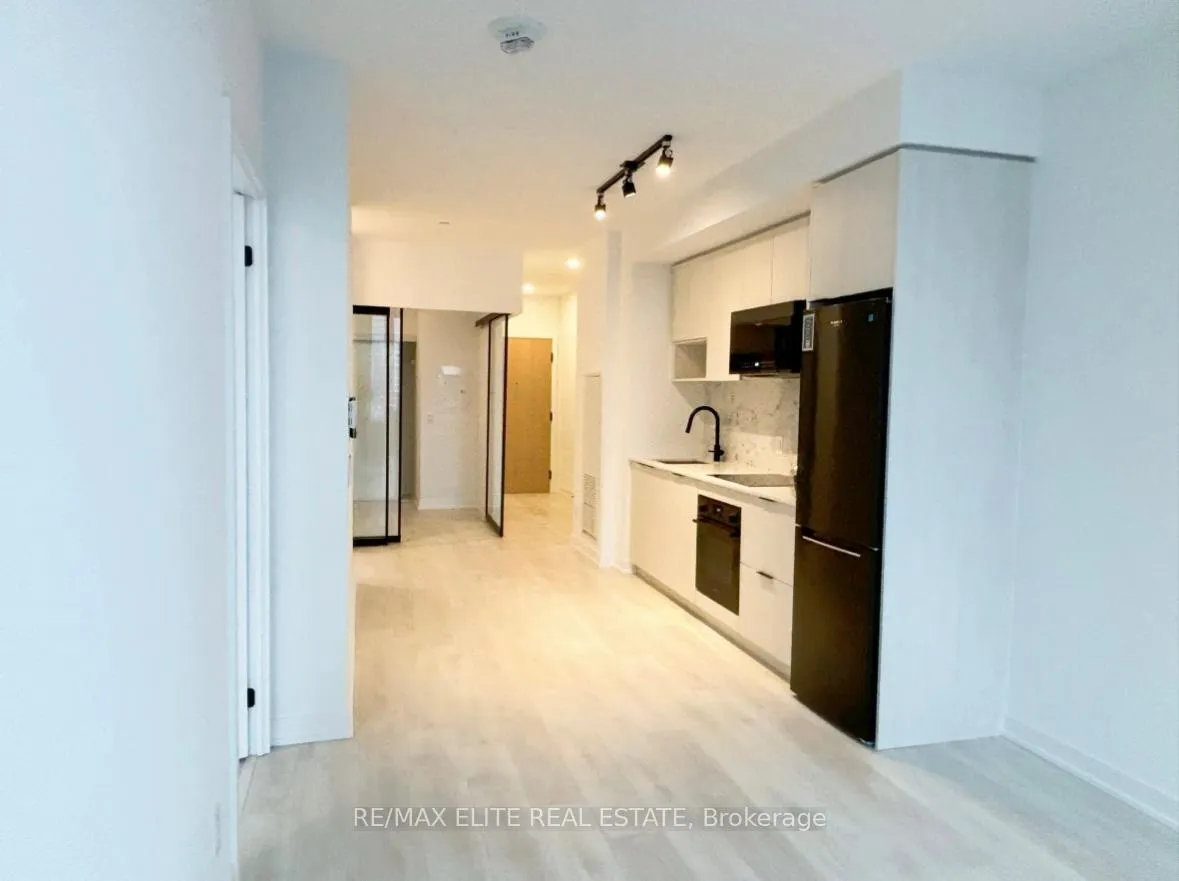 Photo 9 of Unit 920, 5 Defries Street, Toronto, Regent Park — HOMEH
