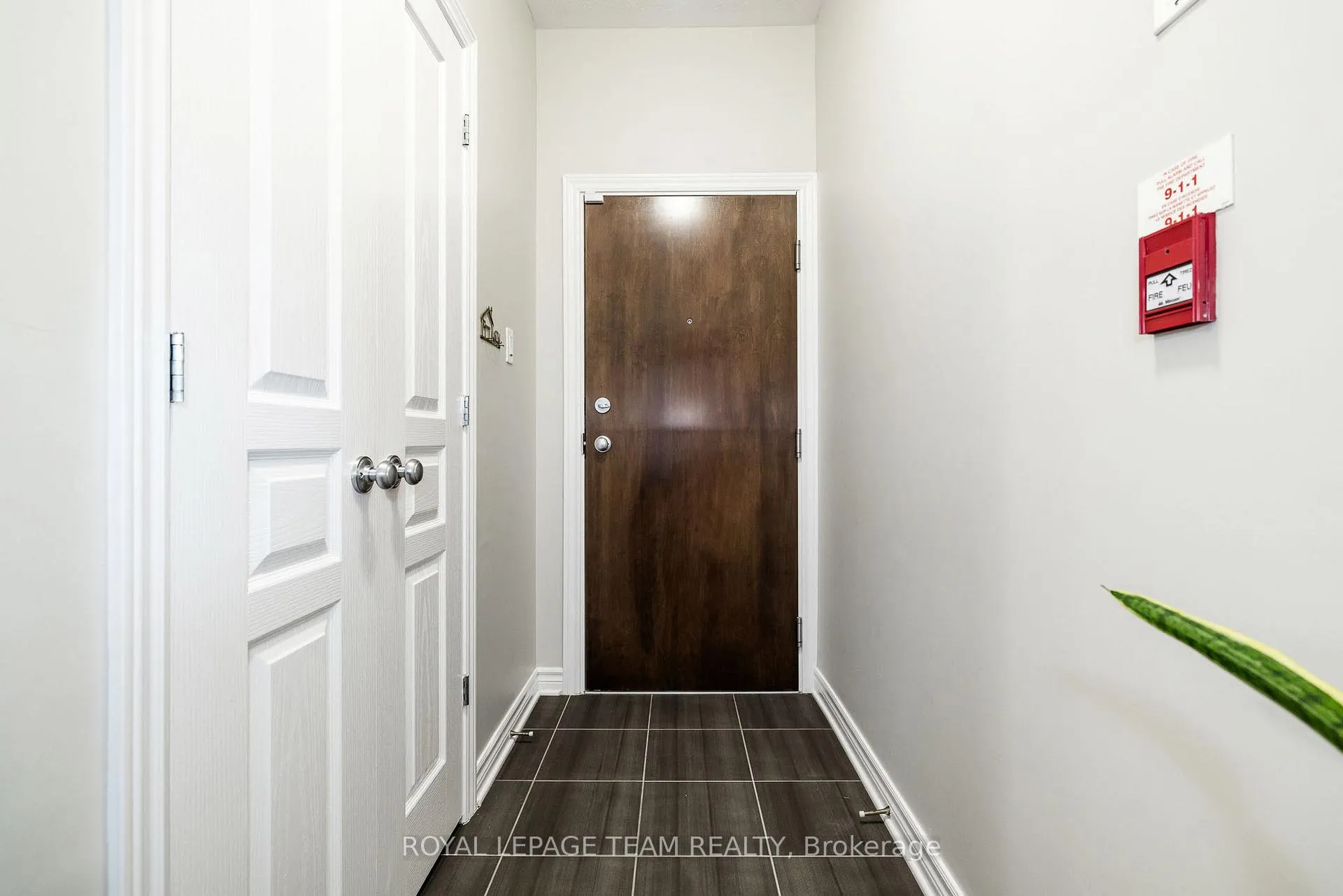 Photo 6 of Unit A, 19 Tadley Private, Ottawa, Barrhaven - Longfields — HOMEH