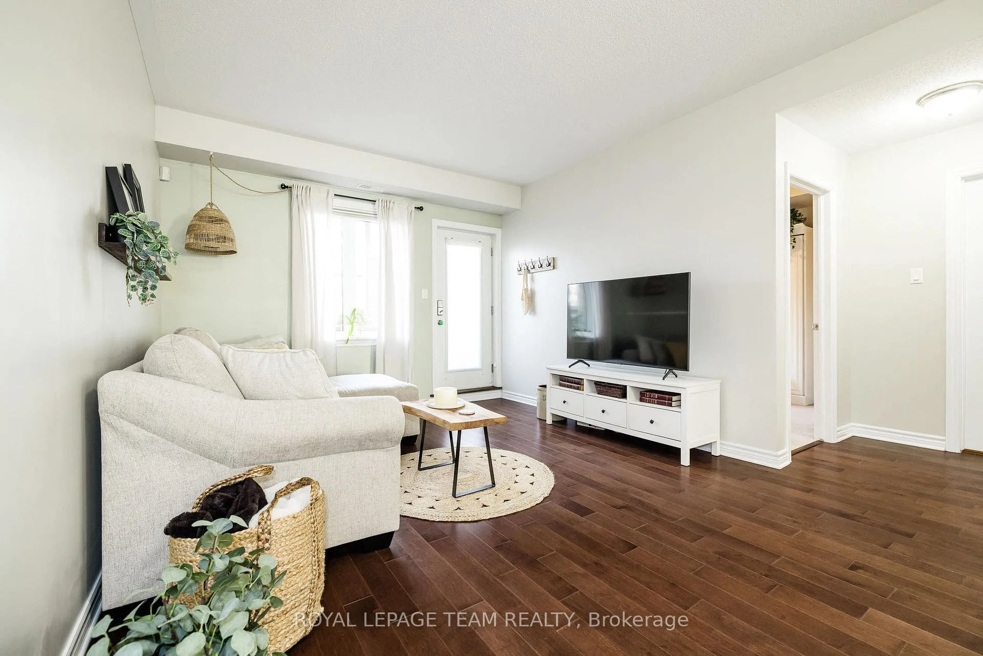 Photo 8 of Unit A, 19 Tadley Private, Ottawa, Barrhaven - Longfields — HOMEH