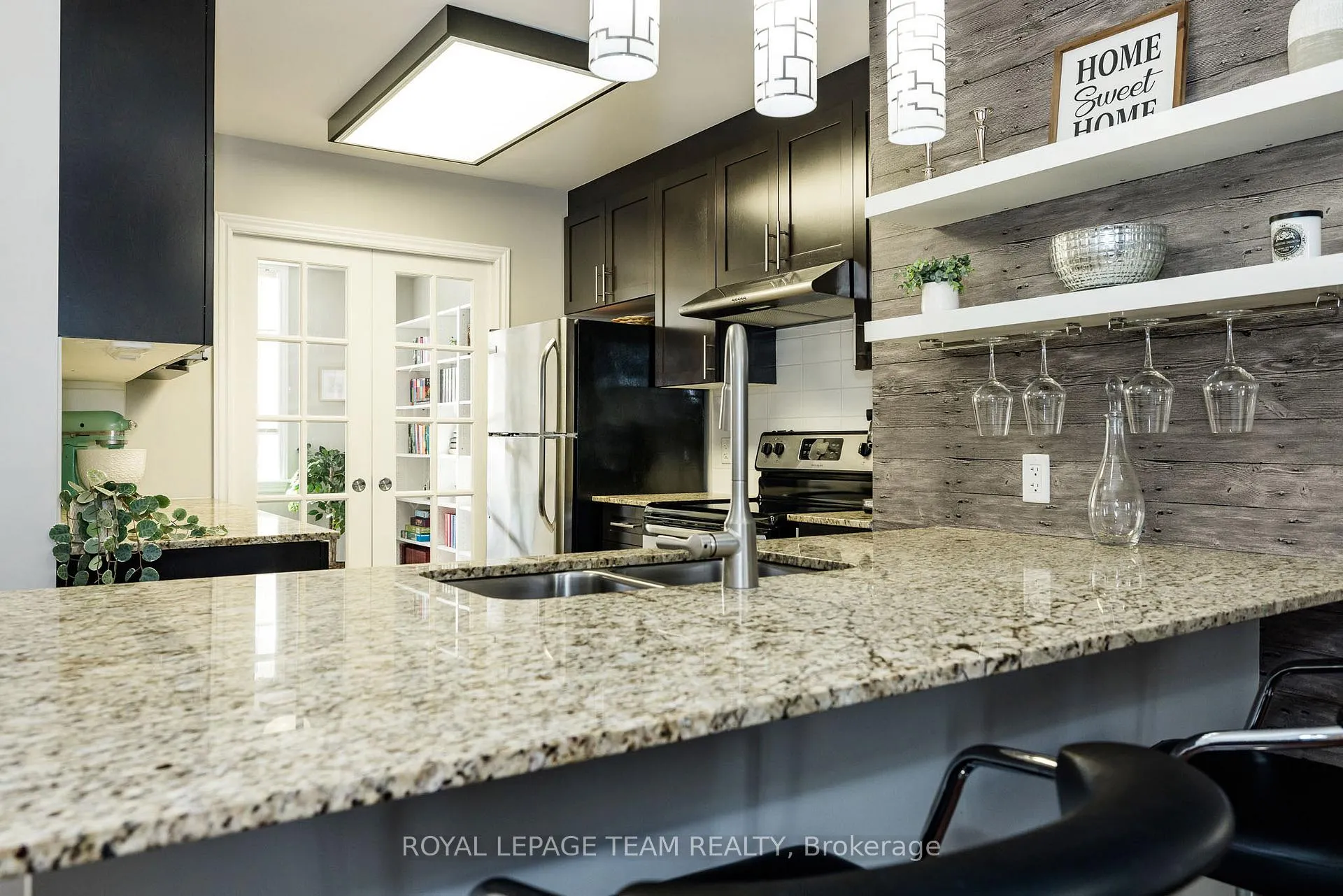 Photo 13 of Unit A, 19 Tadley Private, Ottawa, Barrhaven - Longfields — HOMEH