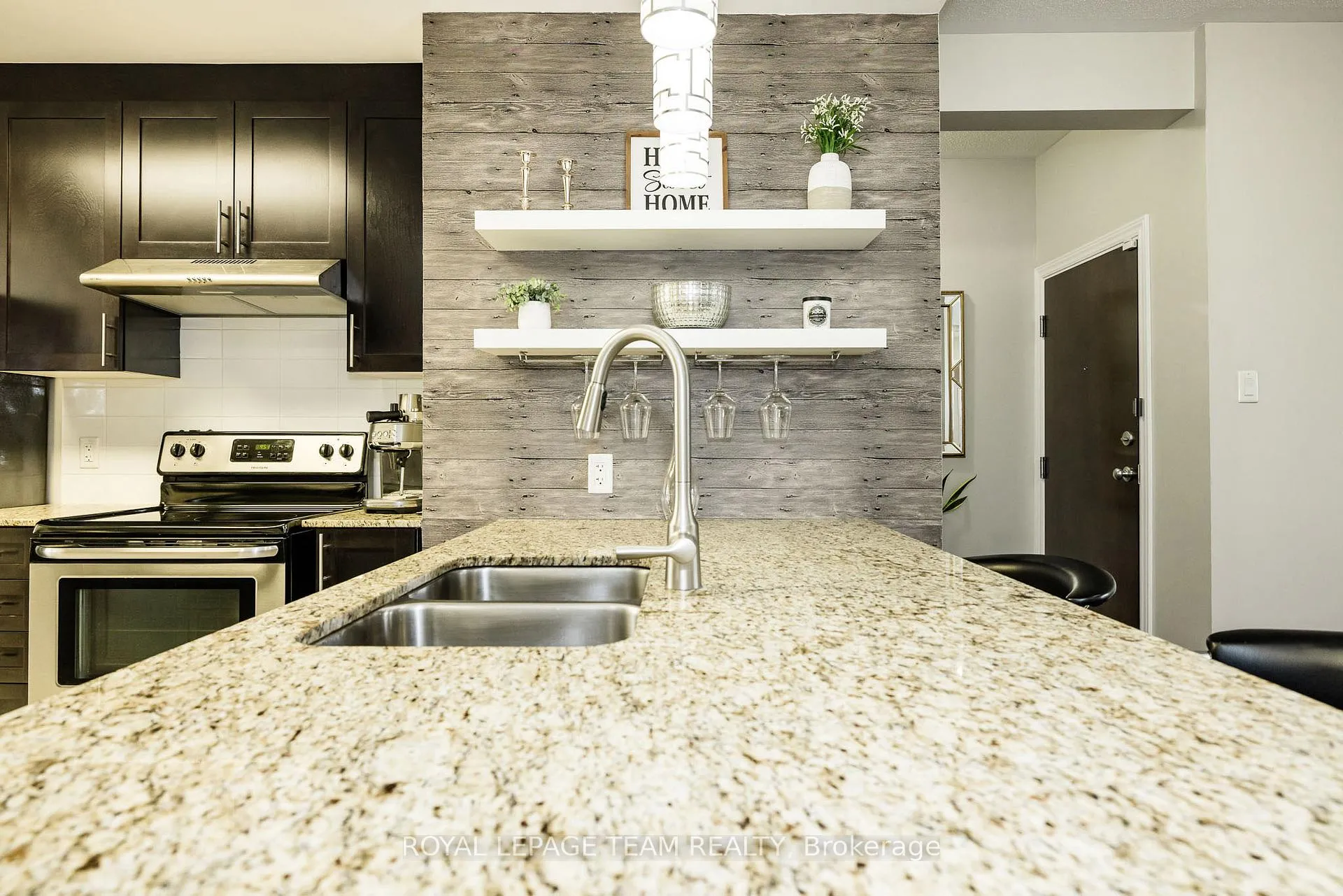 Photo 14 of Unit A, 19 Tadley Private, Ottawa, Barrhaven - Longfields — HOMEH