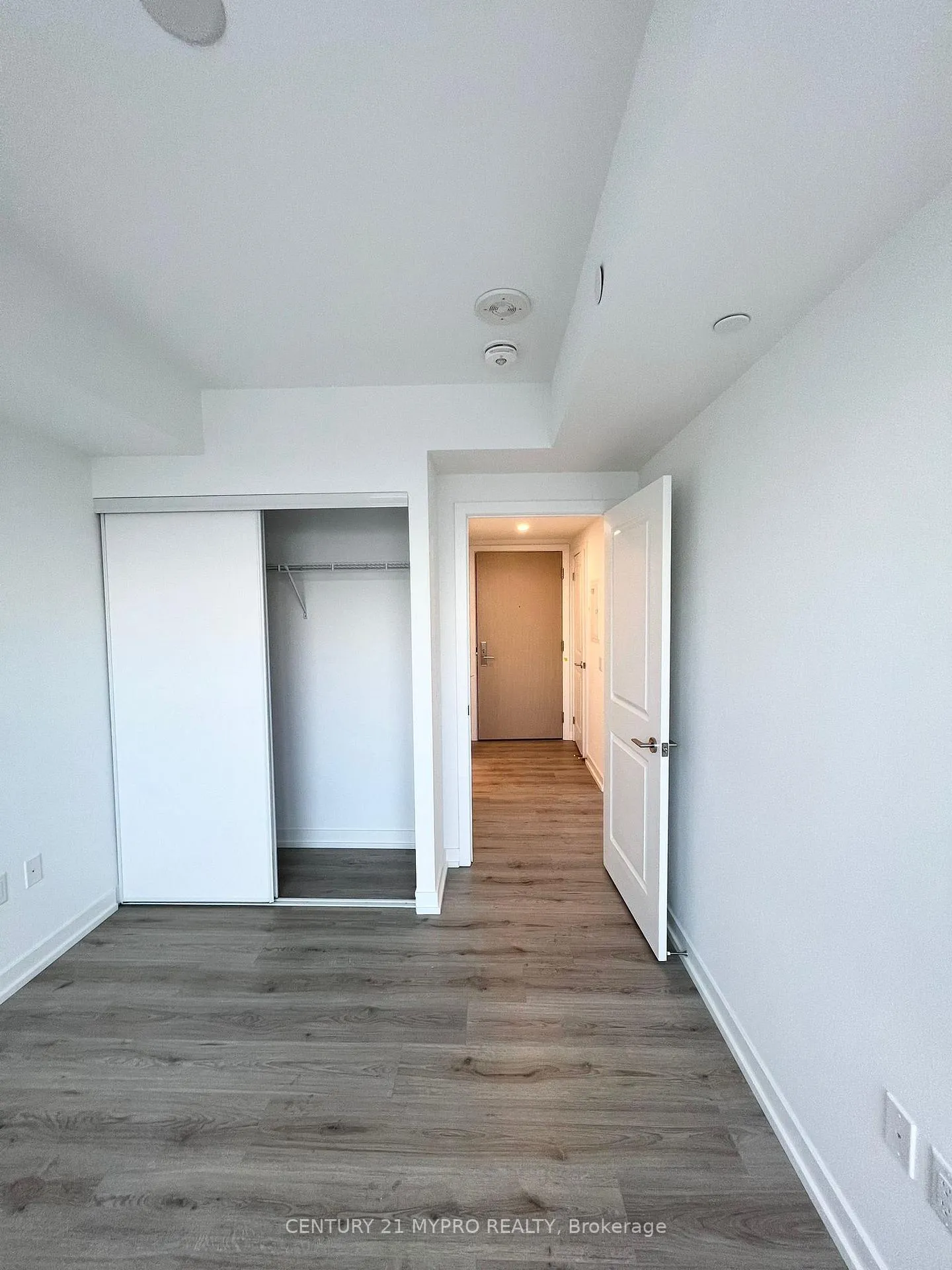 Photo 7 of Unit 4107, 395 Bloor Street E, Toronto, North St. James Town — HOMEH