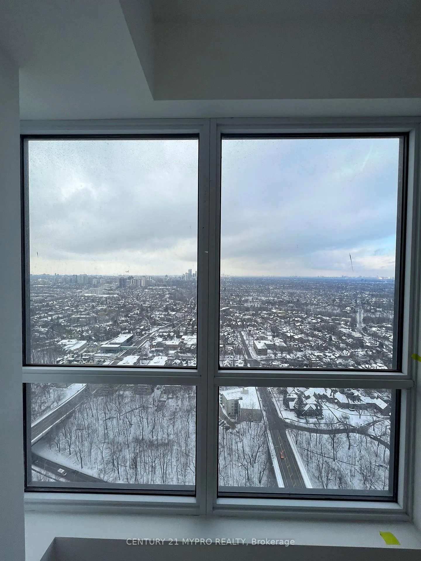 Photo 12 of Unit 4107, 395 Bloor Street E, Toronto, North St. James Town — HOMEH