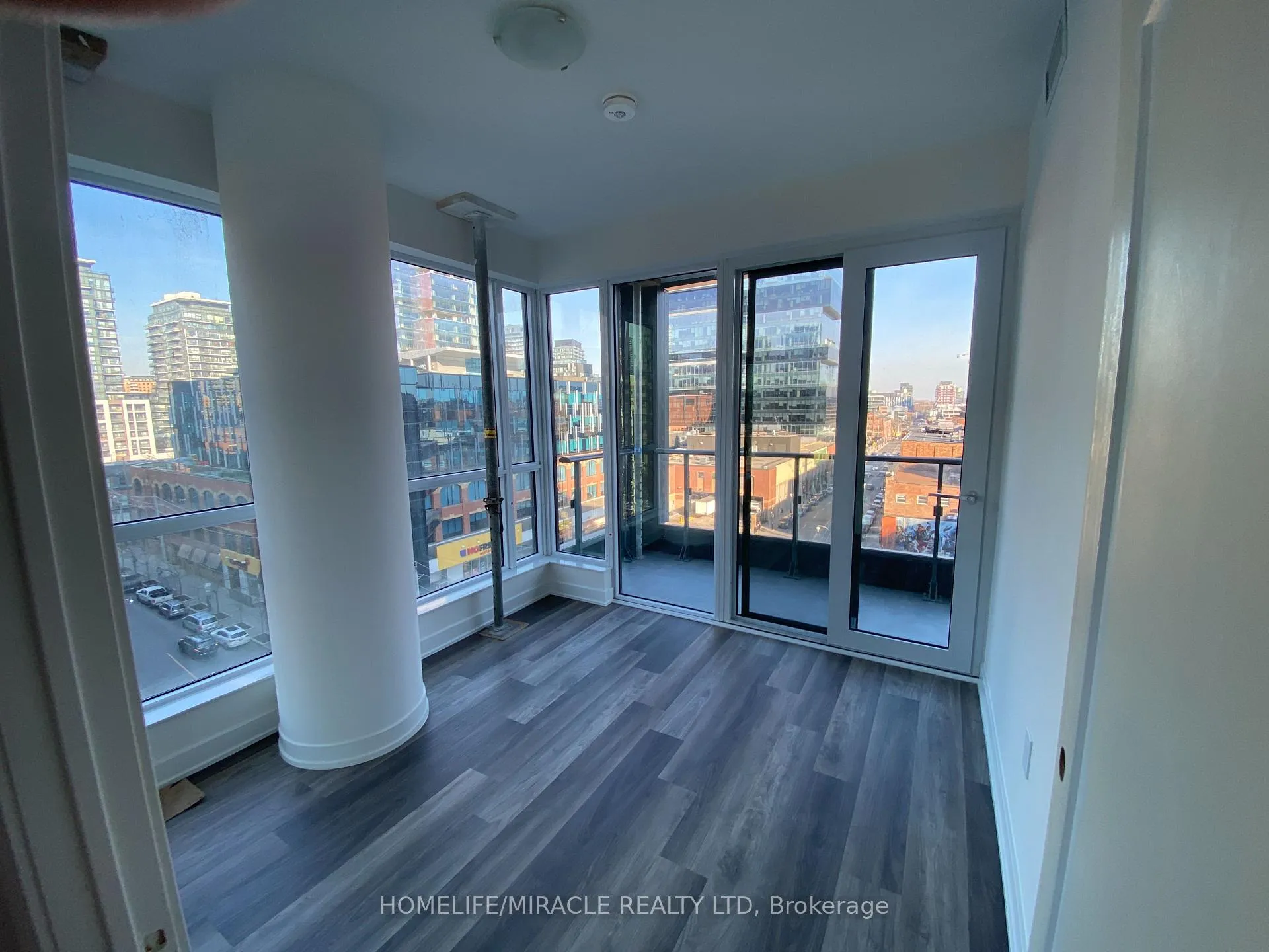 Photo 8 of Unit 702 E, 70 Princess Street E, Toronto, Waterfront Communities — HOMEH