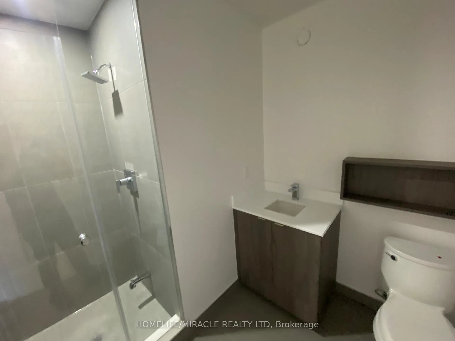 Photo 11 of Unit 702 E, 70 Princess Street E, Toronto, Waterfront Communities — HOMEH