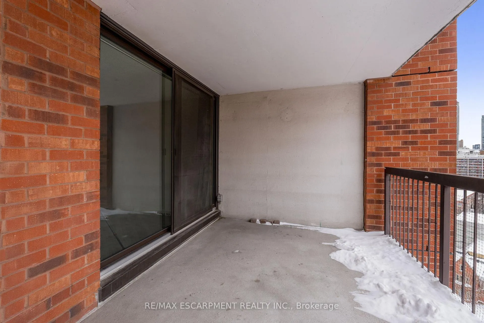 Photo 13 of Unit 1709, 77 Maitland Place, Toronto, Cabbagetown-South St. James Town — HOMEH