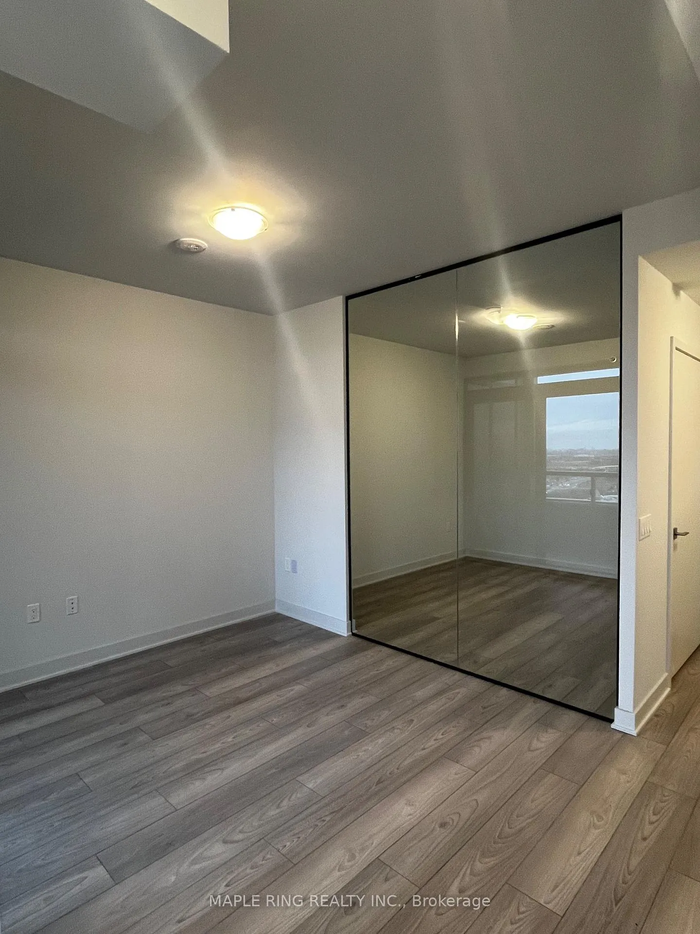 Photo 7 of Unit 1509, 2920 Hwy 7, Vaughan, Vaughan Corporate Centre — HOMEH