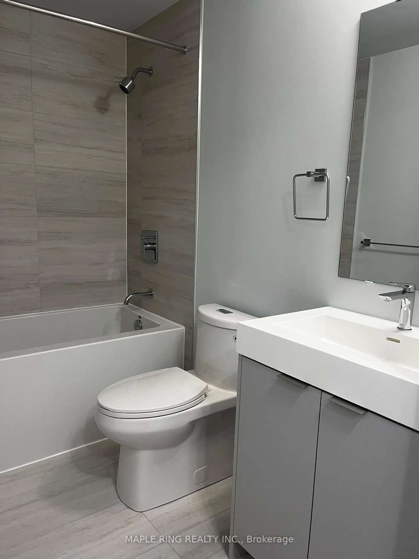 Photo 9 of Unit 1509, 2920 Hwy 7, Vaughan, Vaughan Corporate Centre — HOMEH
