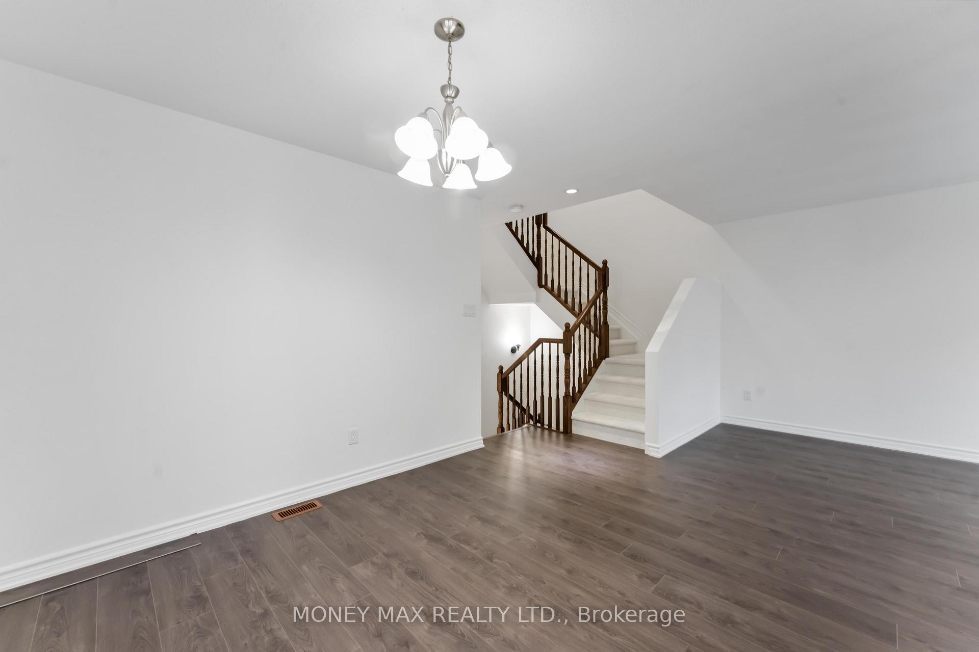Photo 8 of 163 Garrity Crescent, Ottawa, Barrhaven - Strandherd — HOMEH
