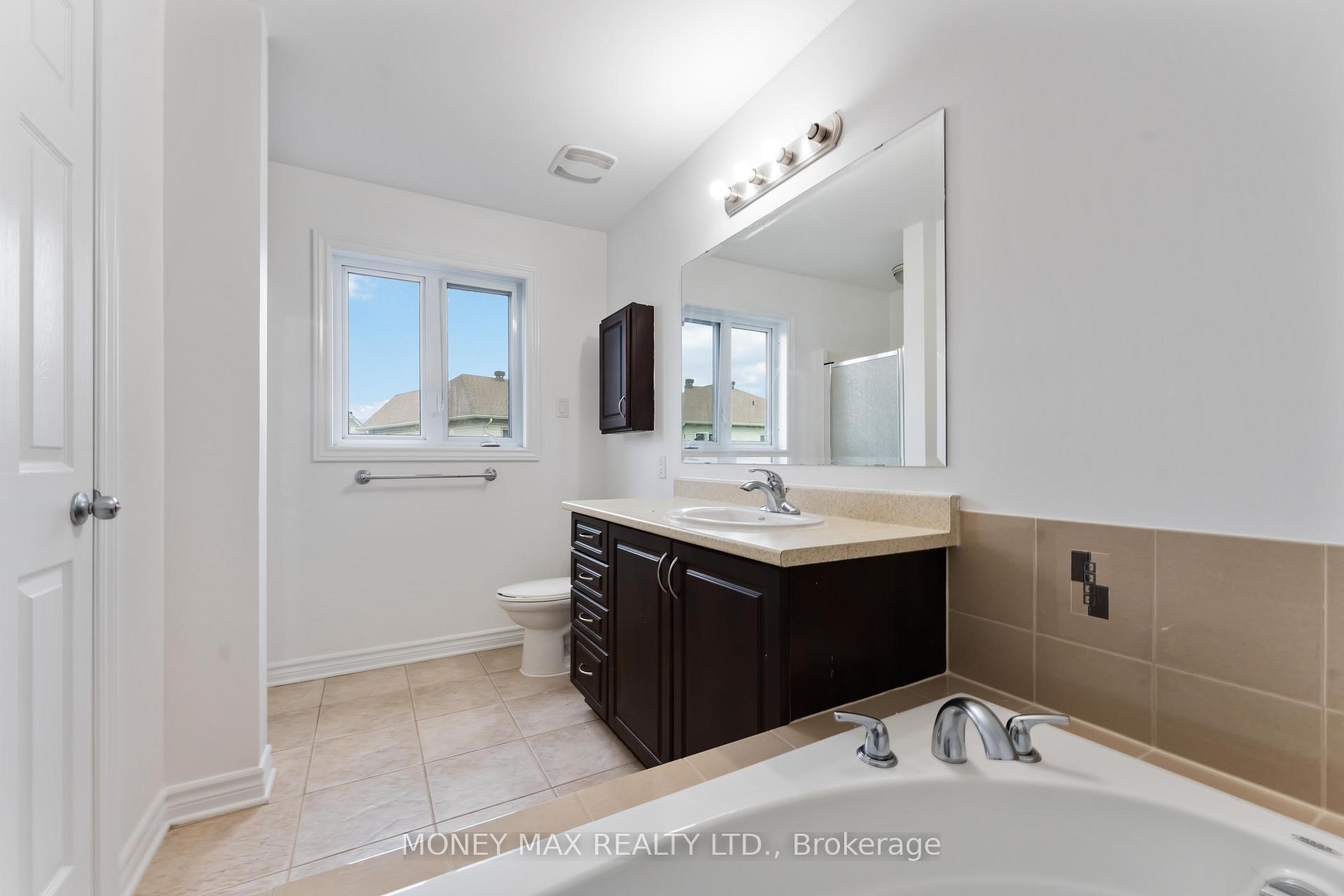 Photo 20 of 163 Garrity Crescent, Ottawa, Barrhaven - Strandherd — HOMEH