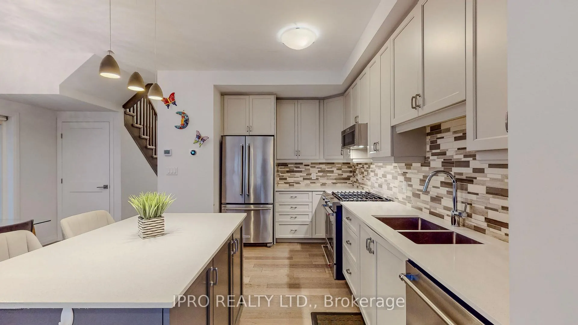 Photo 9 of Unit 49, 30 Times Square Boulevard, Hamilton, Stoney Creek Mountain — HOMEH