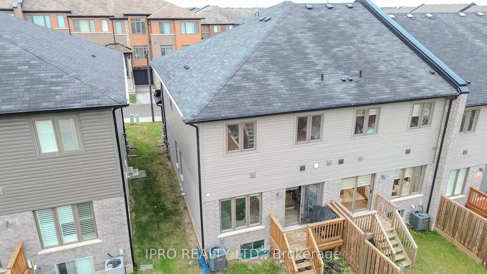 Photo 32 of Unit 49, 30 Times Square Boulevard, Hamilton, Stoney Creek Mountain — HOMEH