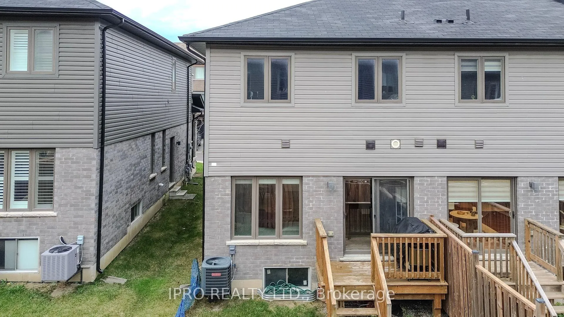 Photo 33 of Unit 49, 30 Times Square Boulevard, Hamilton, Stoney Creek Mountain — HOMEH
