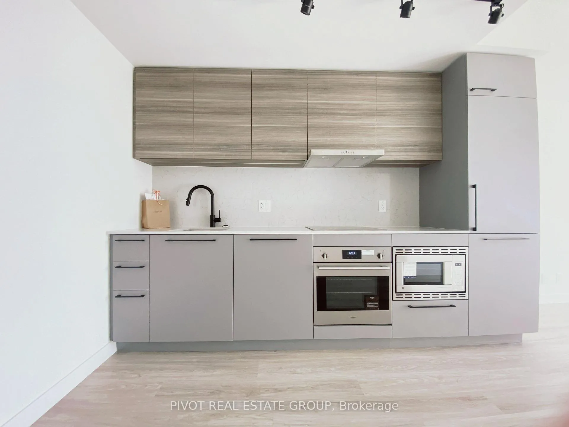 Photo 16 of Unit 1213, 1050 Eastern Avenue, Toronto, The Beaches — HOMEH