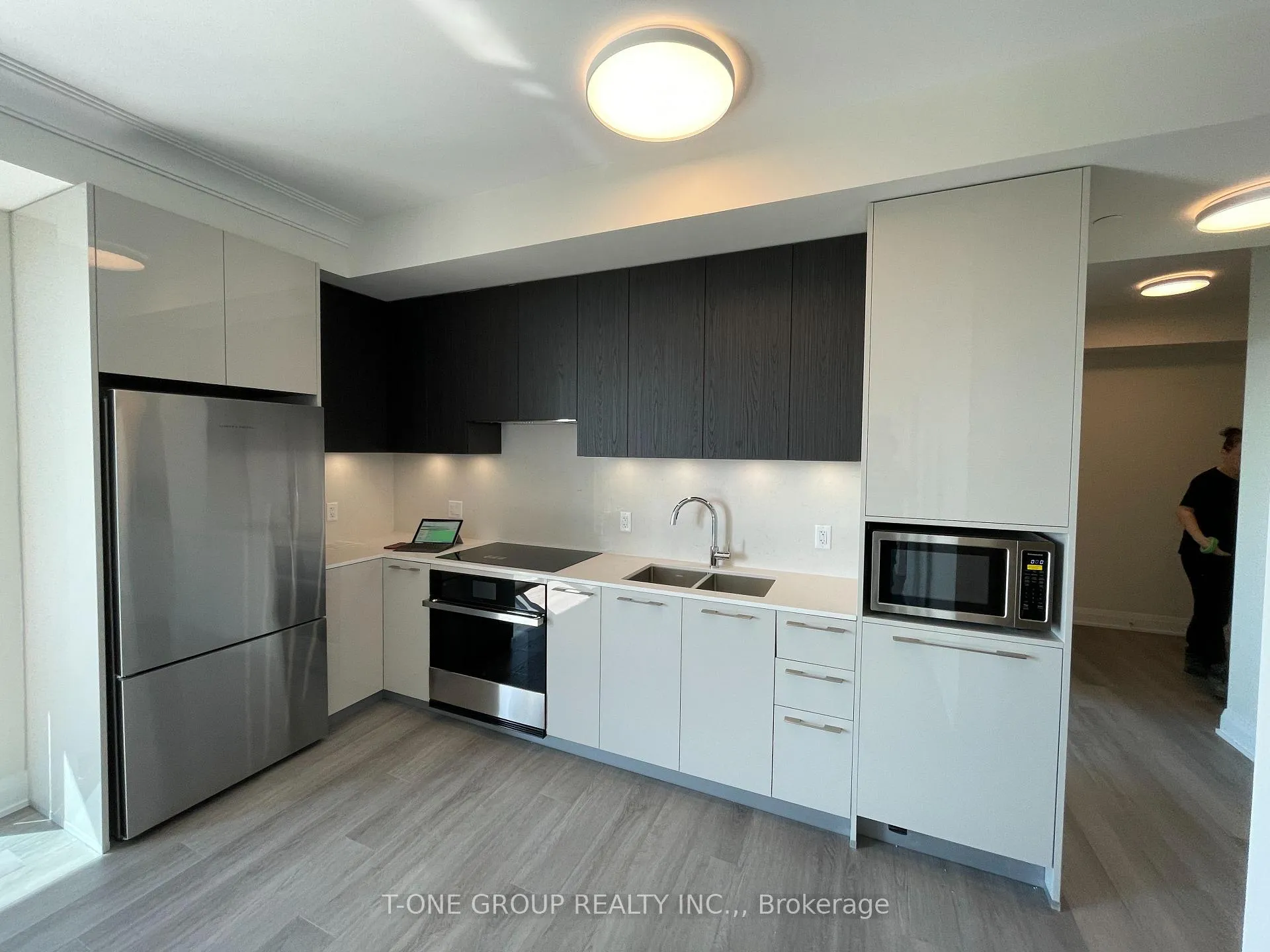 Photo 3 of Unit 3203, 18 Water Walk Drive, Markham, Unionville — HOMEH