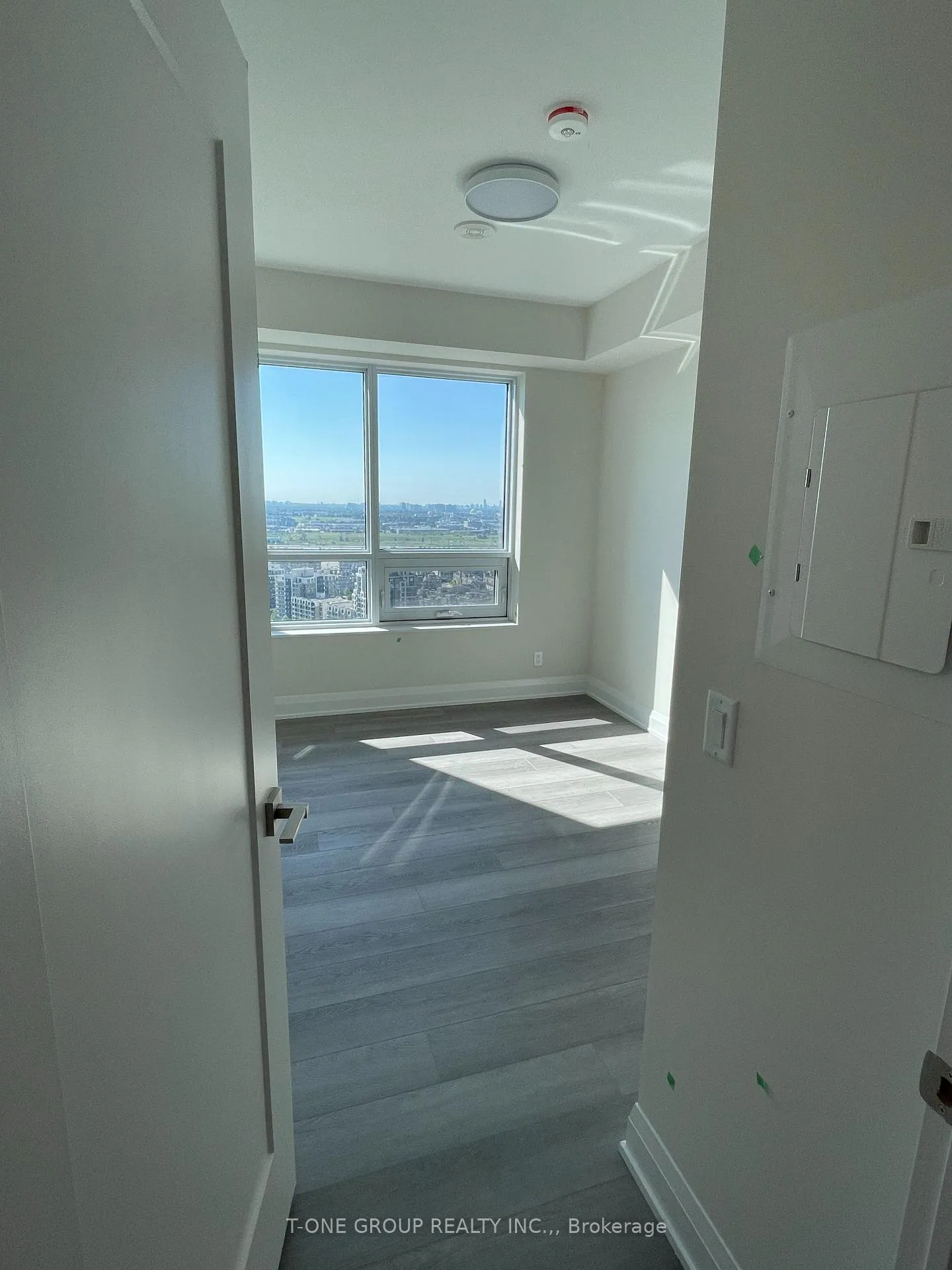 Photo 5 of Unit 3203, 18 Water Walk Drive, Markham, Unionville — HOMEH