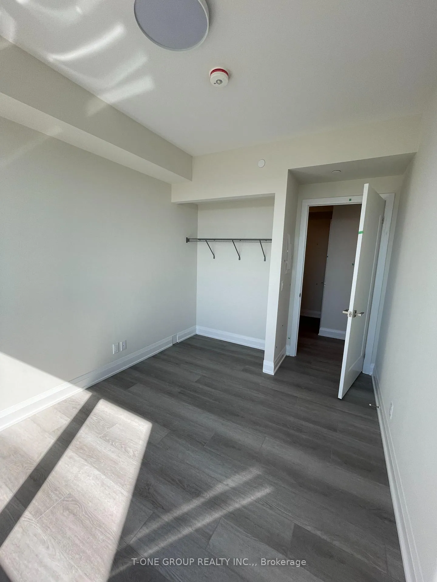 Photo 6 of Unit 3203, 18 Water Walk Drive, Markham, Unionville — HOMEH