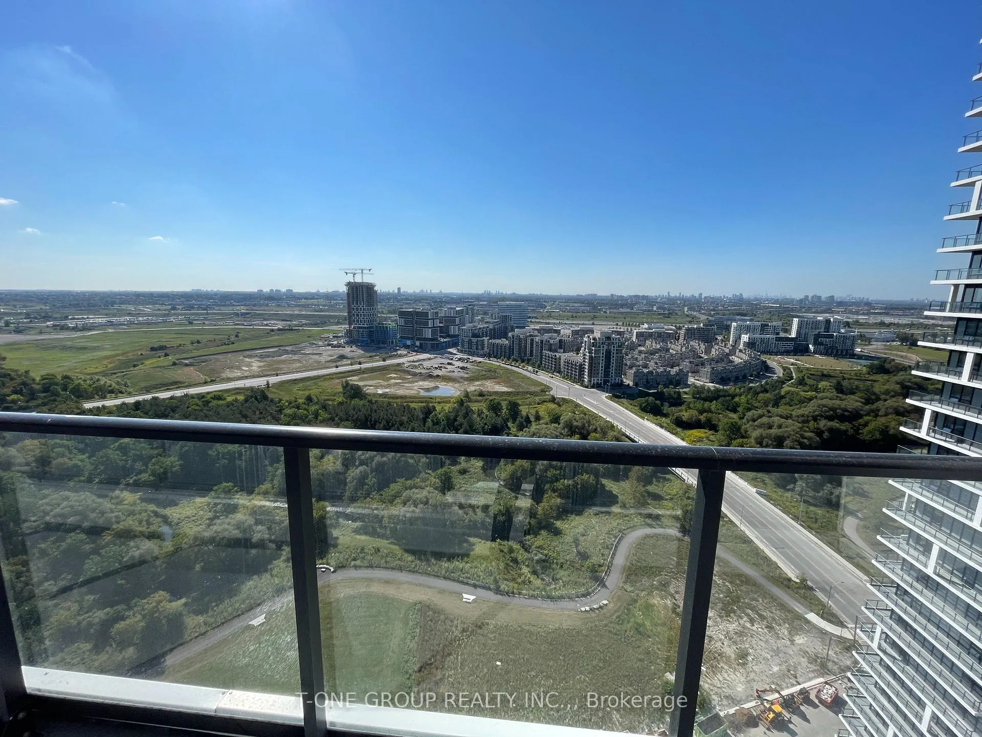Photo 12 of Unit 3203, 18 Water Walk Drive, Markham, Unionville — HOMEH