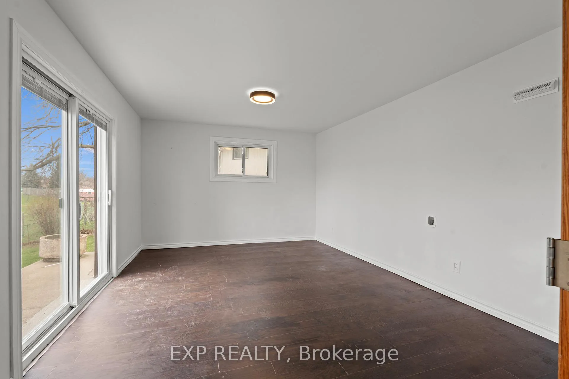 Photo 10 of 5224 Timothy Crescent, Niagara Falls, Morrison — HOMEH