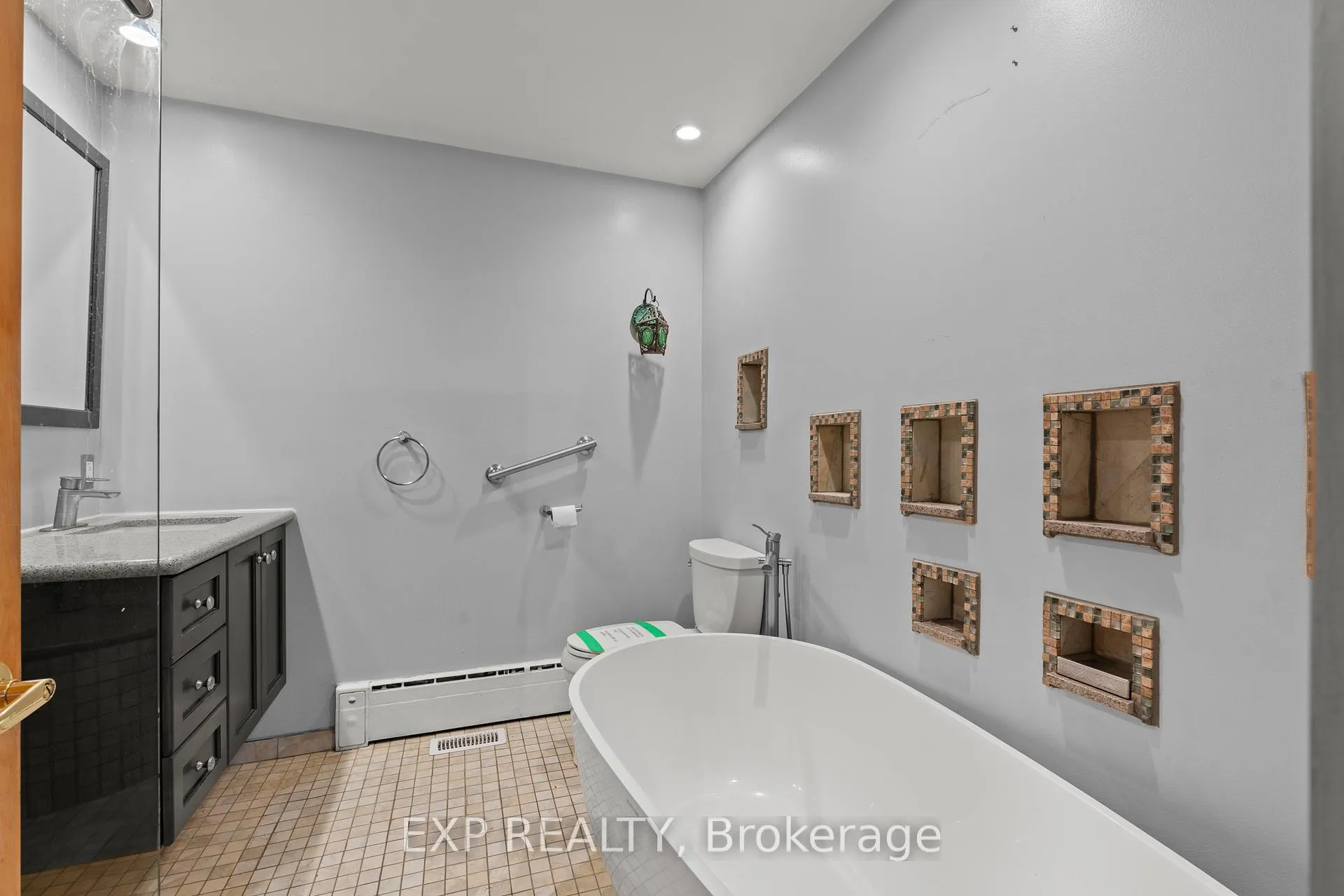 Photo 11 of 5224 Timothy Crescent, Niagara Falls, Morrison — HOMEH