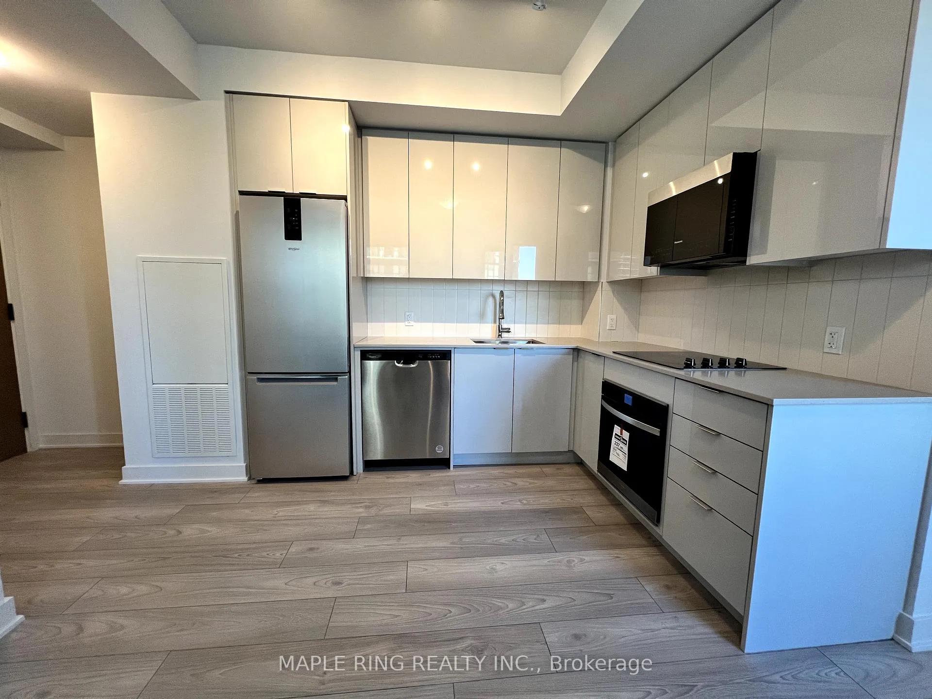 Photo 8 of Unit 1506, 2920 Highway 7 Road, Vaughan, Concord — HOMEH
