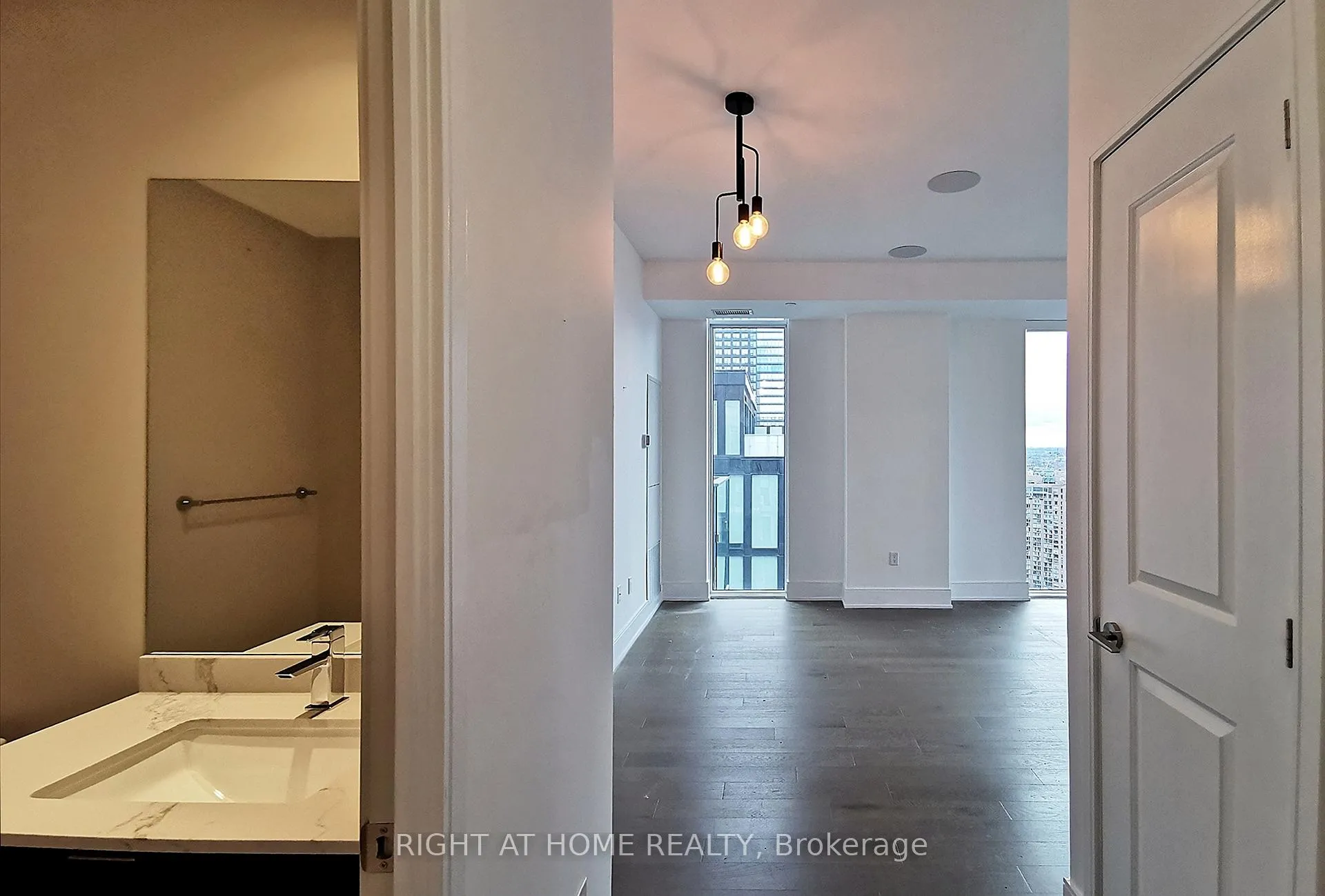 Photo 7 of Unit PH01, 50 Wellesley Street E, Toronto, Church-Yonge Corridor — HOMEH