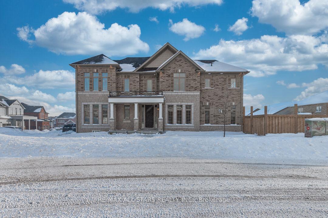 Front of 44 Bromont Drive