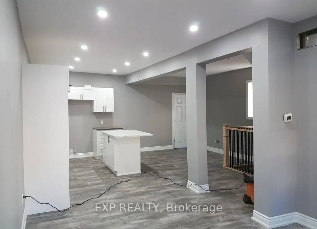 Front of Unit Main, 24 Avalon Place